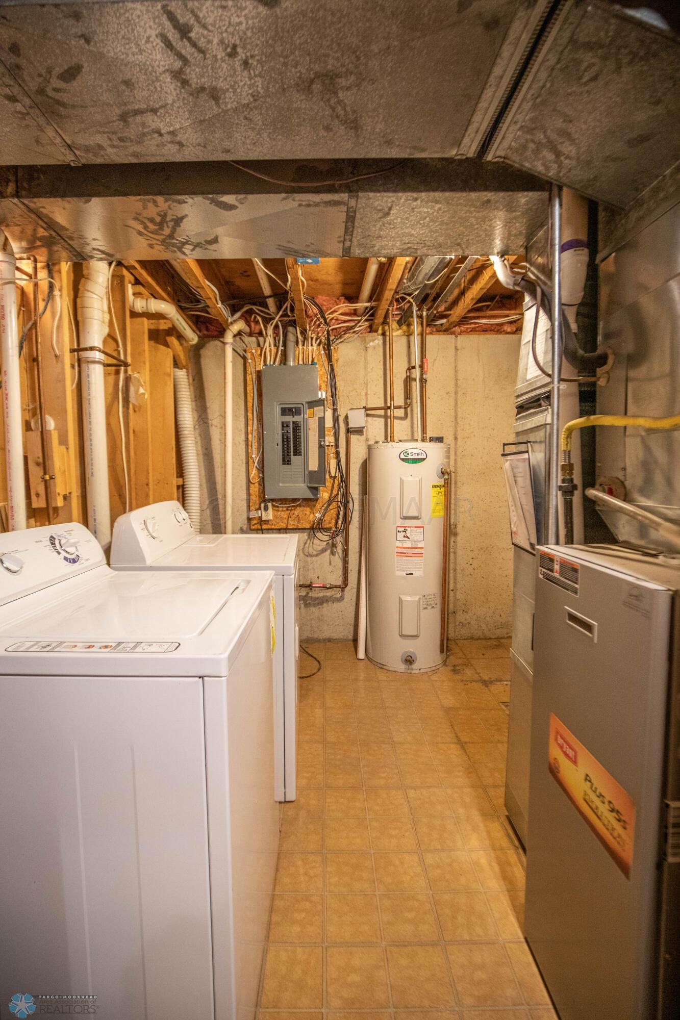 Laundry/Utilities