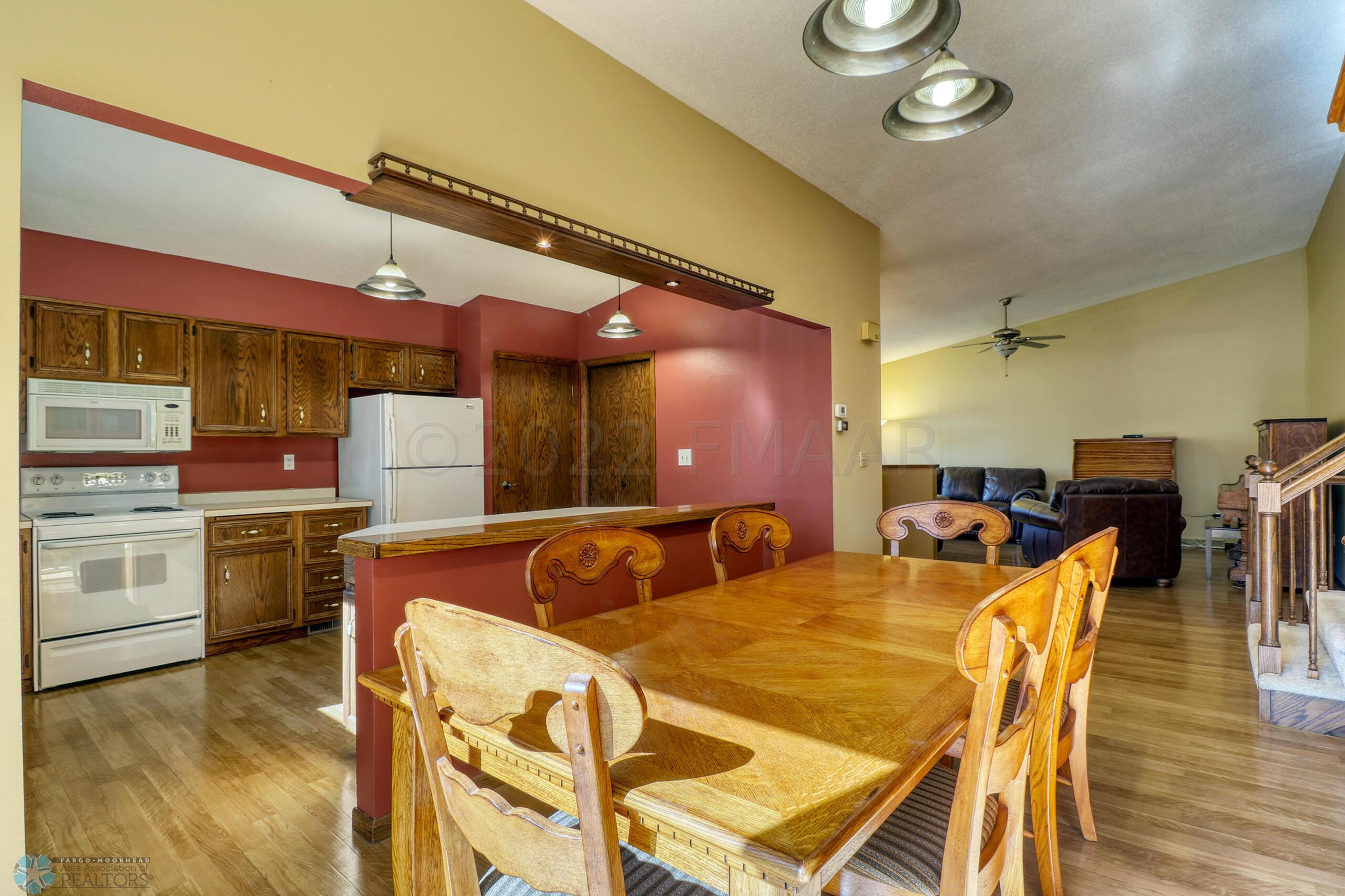 Dining Area1_2