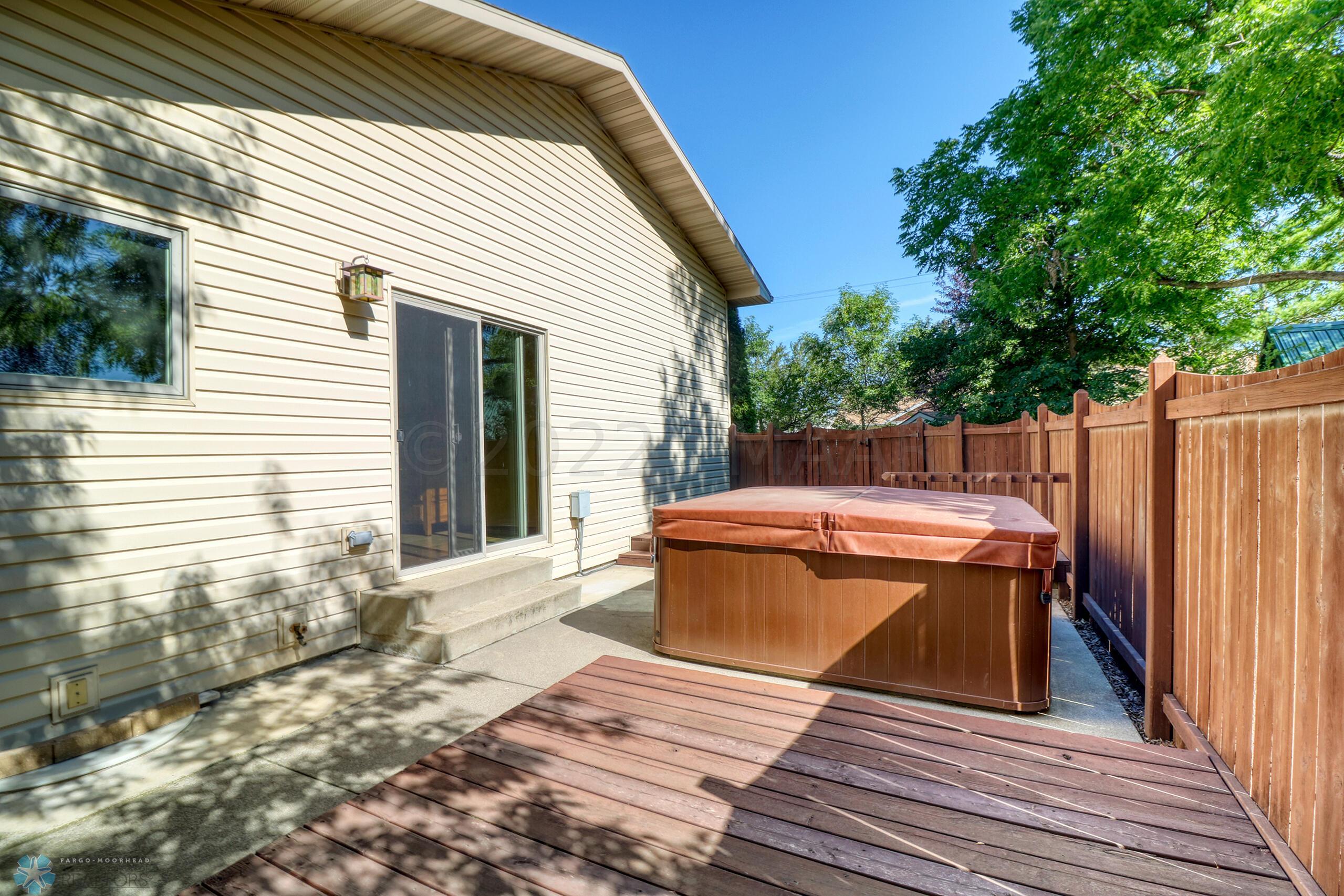 Backyard Patio1_1