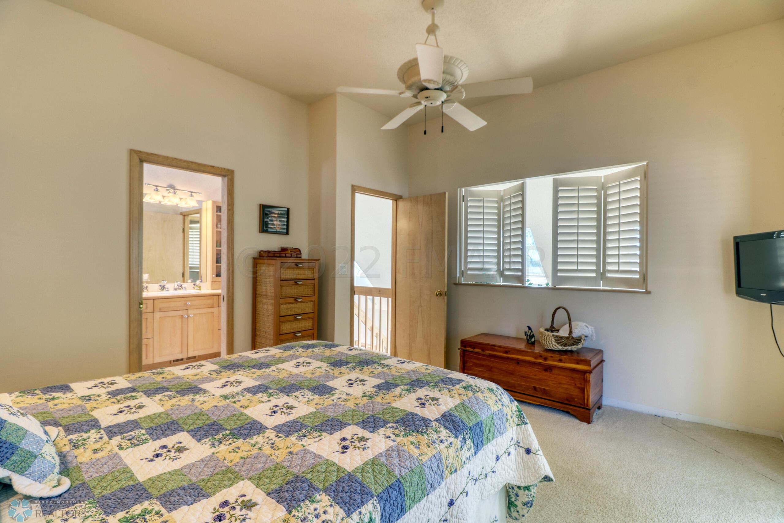 Master Bedroom1_2
