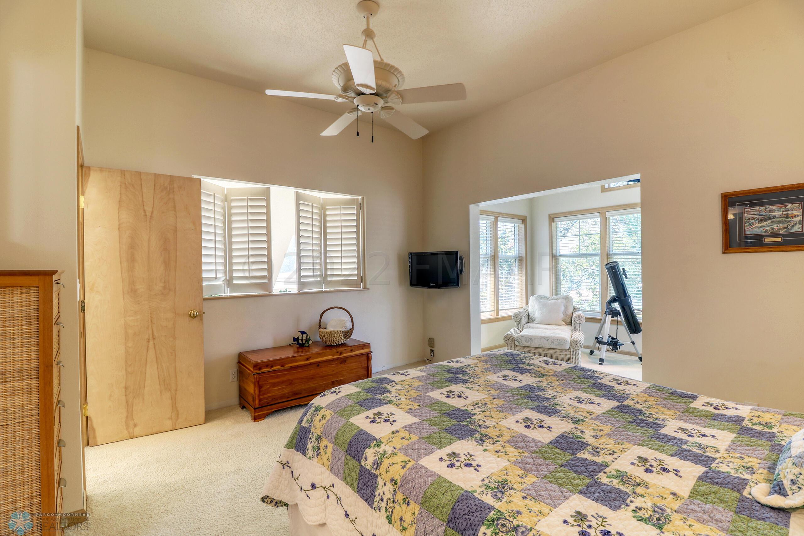 Master Bedroom1_4