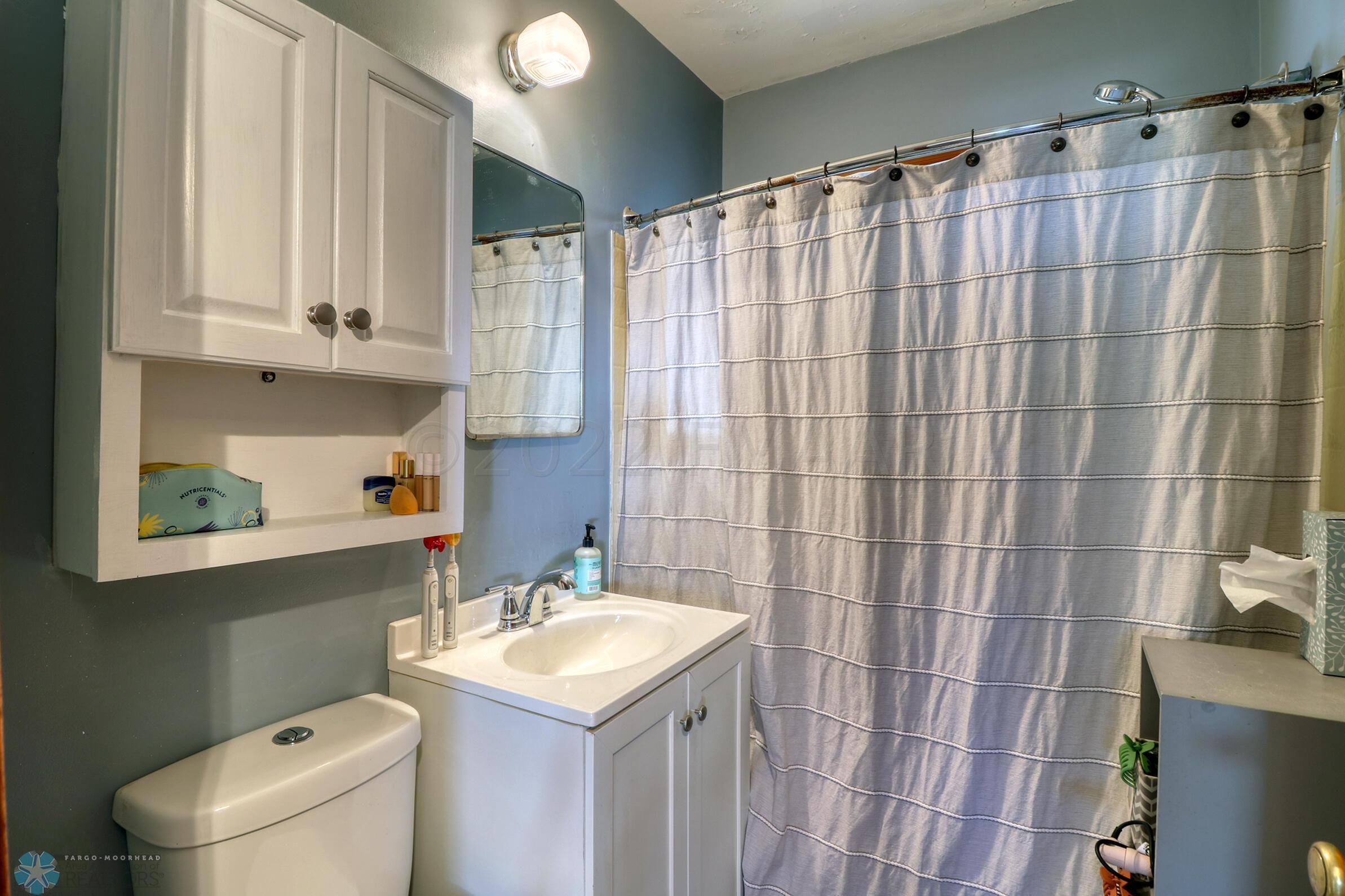 Bathroom1_1