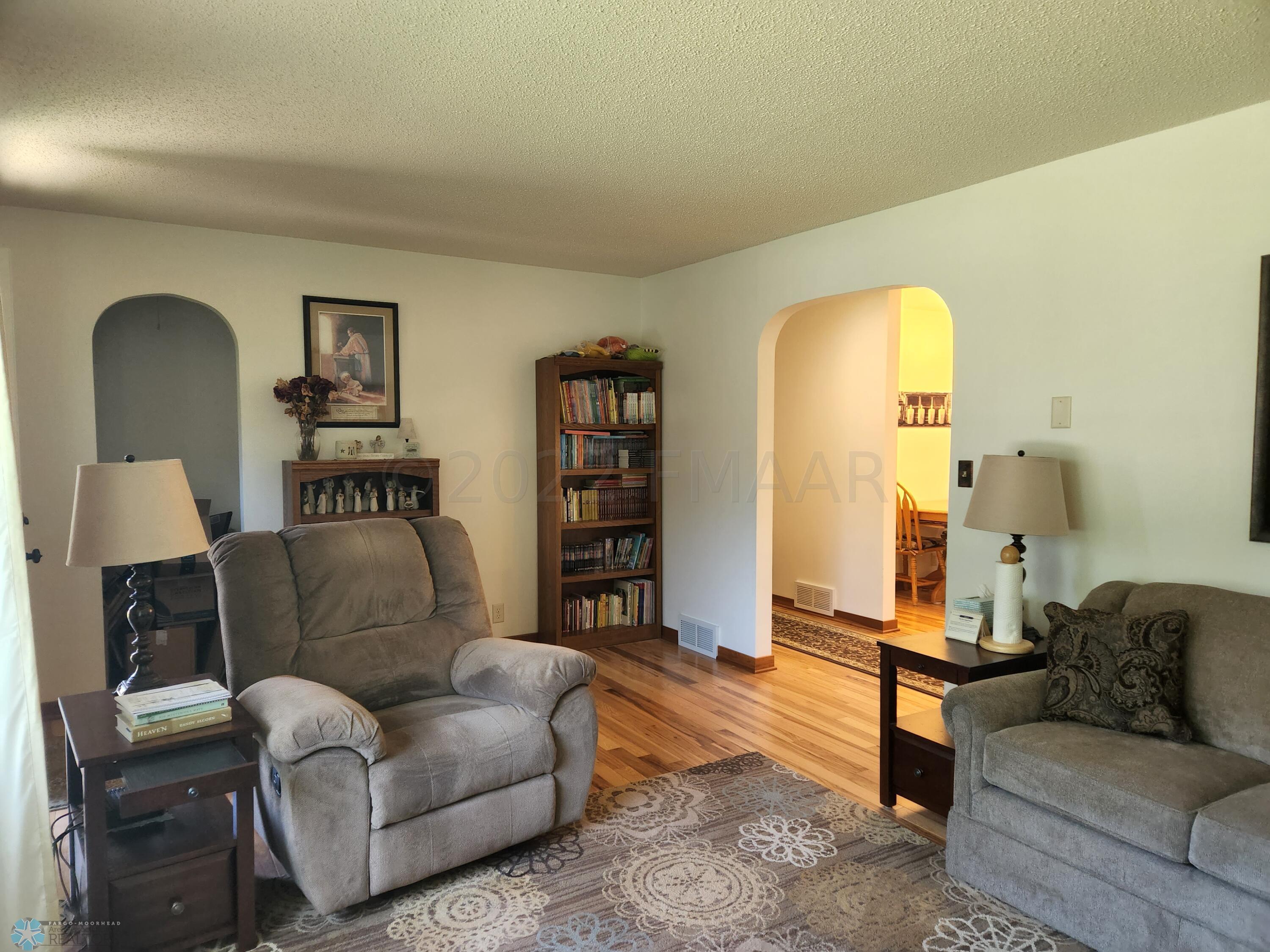 Living Rm Front Door Area