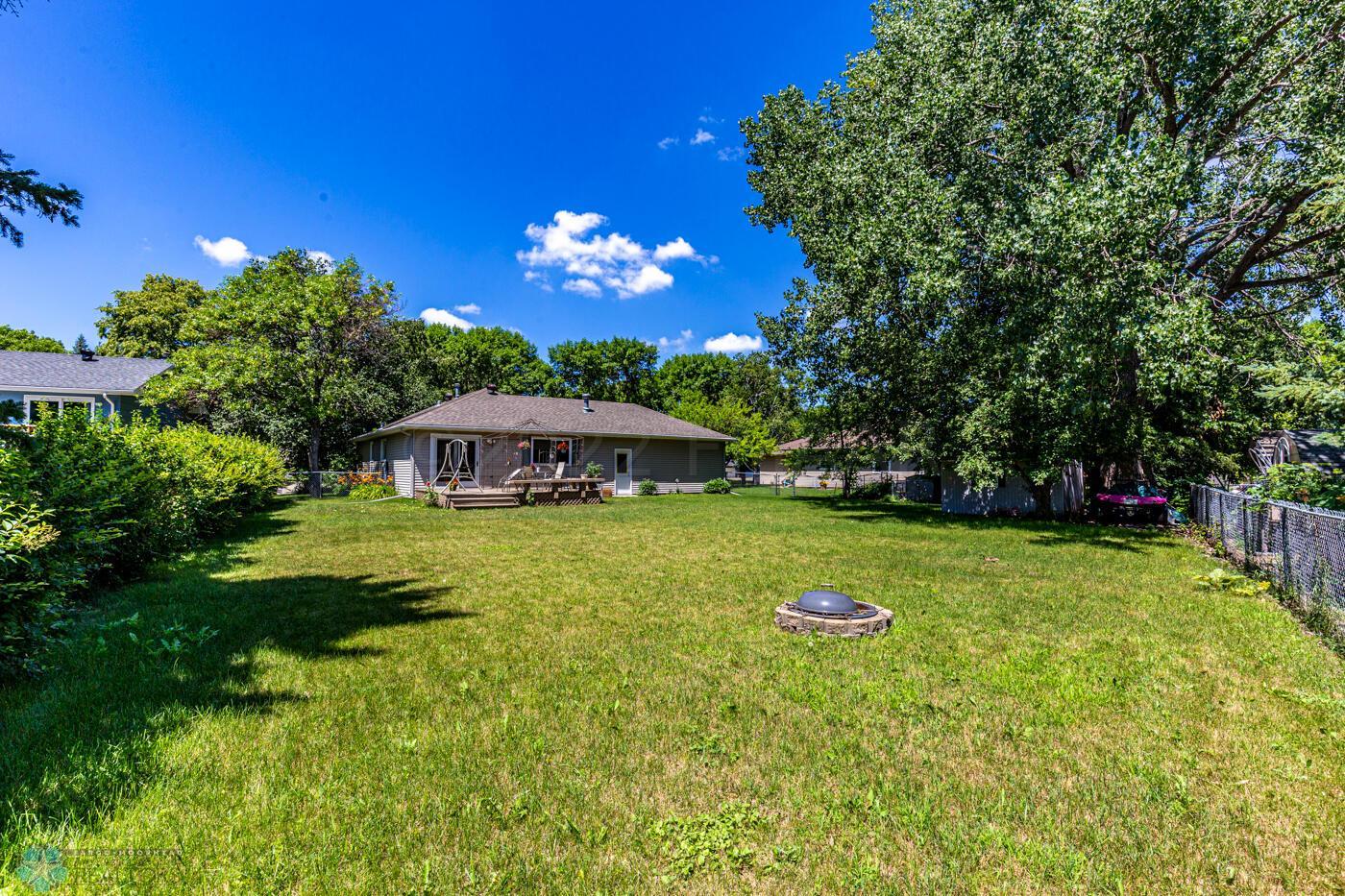 (5) Backyard