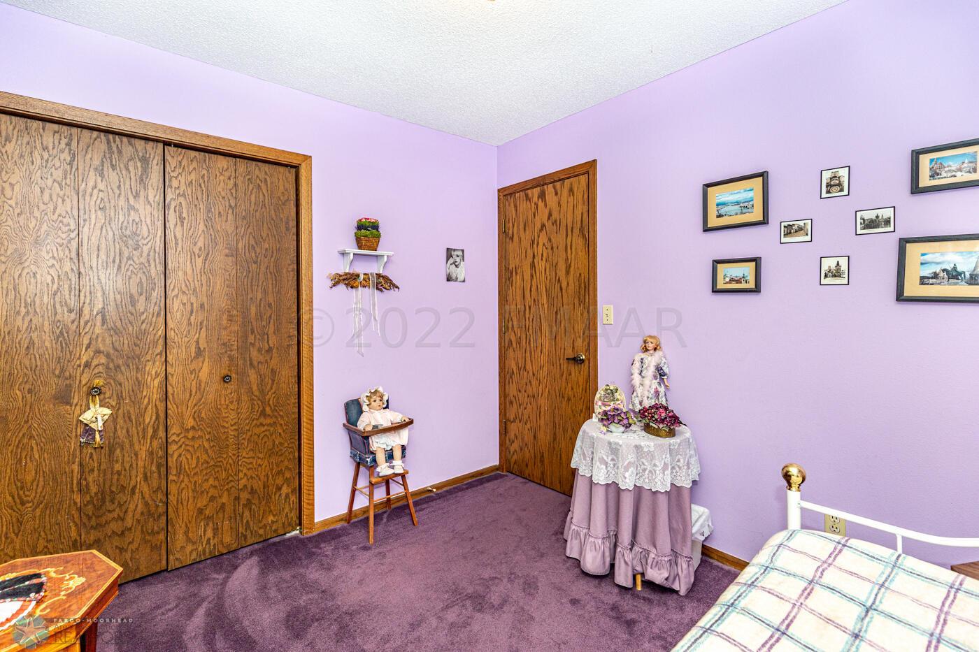 (20) Bed 2