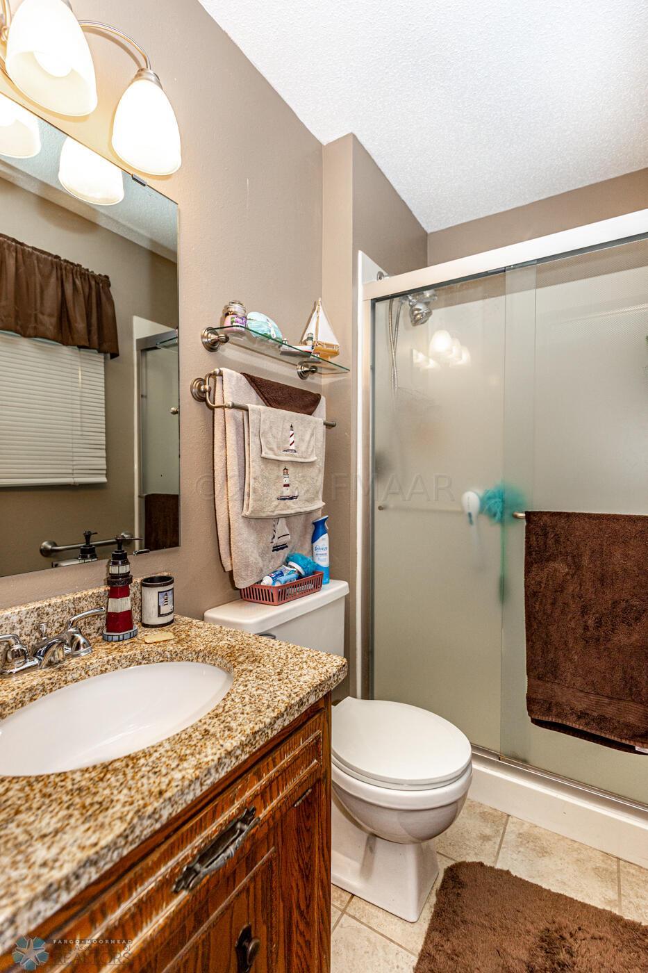 (25) 3:4 Bath