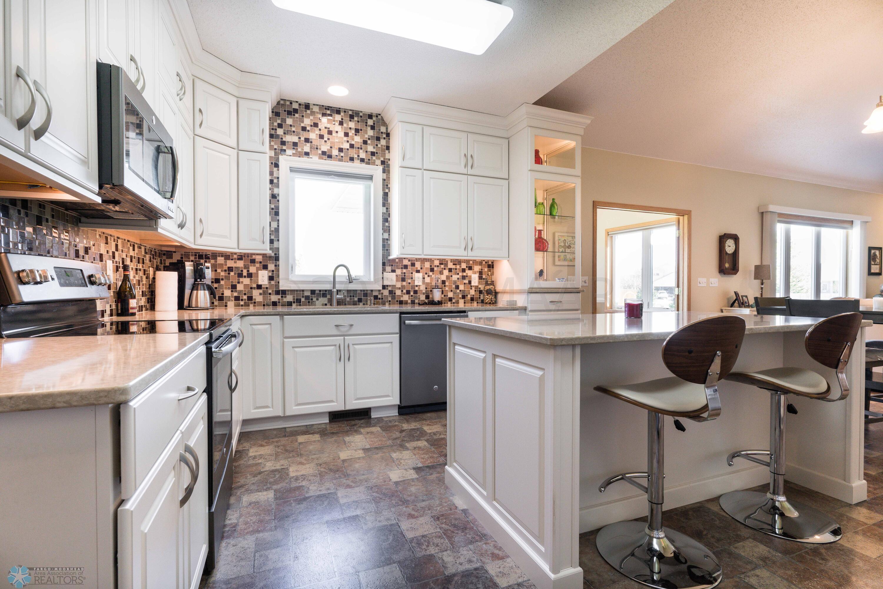 3140 9th Ave S_14.Kitchen