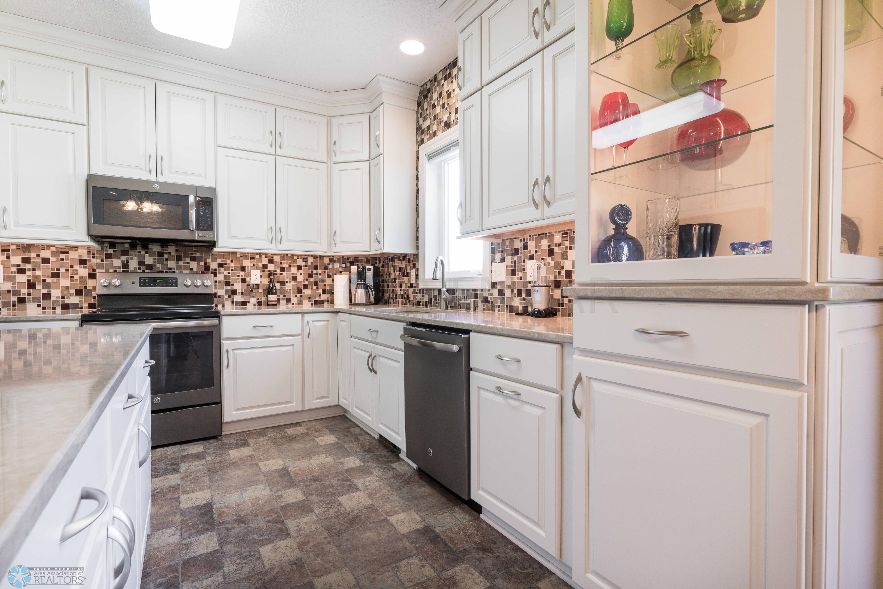 3140 9th Ave S_16.Kitchen