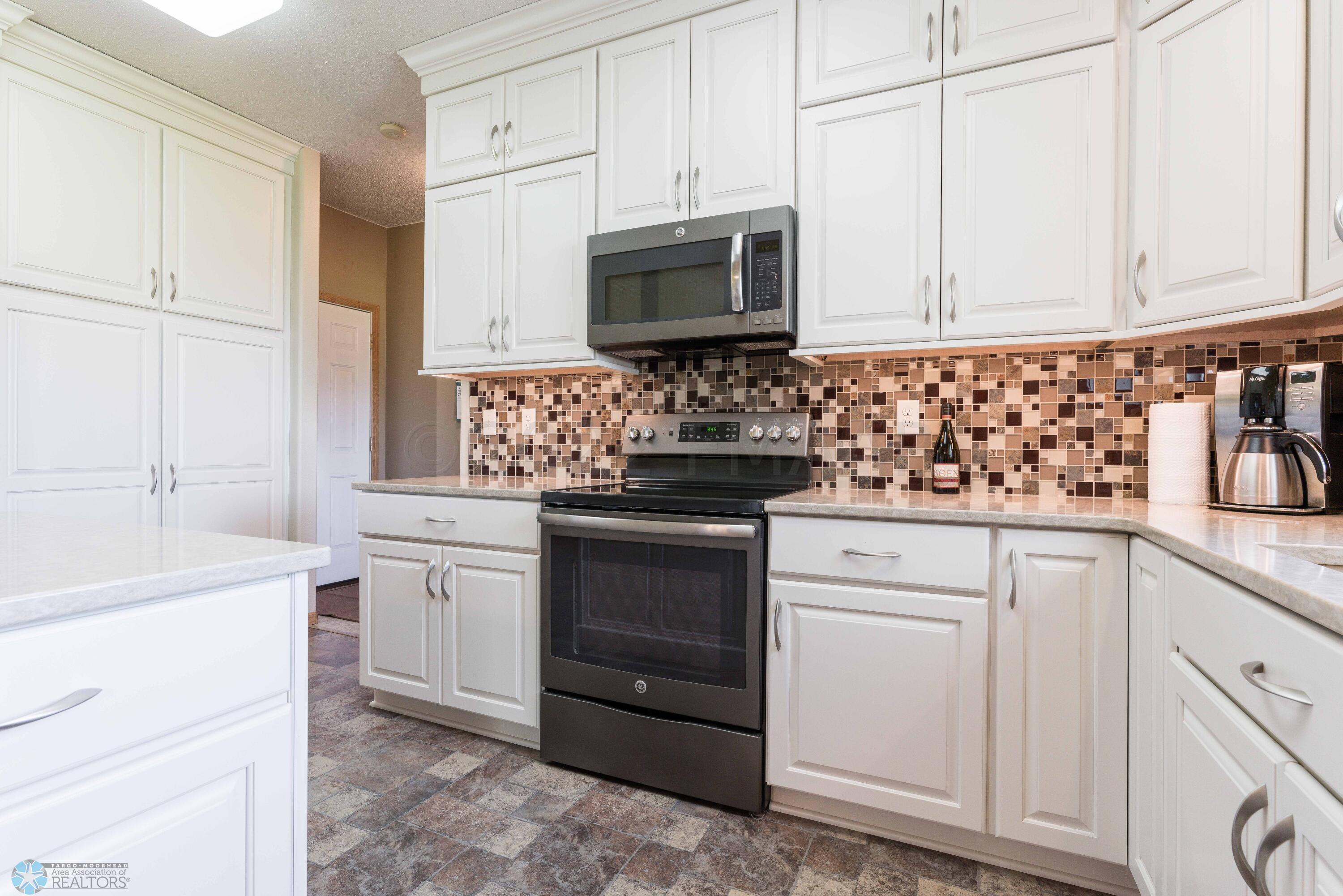3140 9th Ave S_19.Kitchen