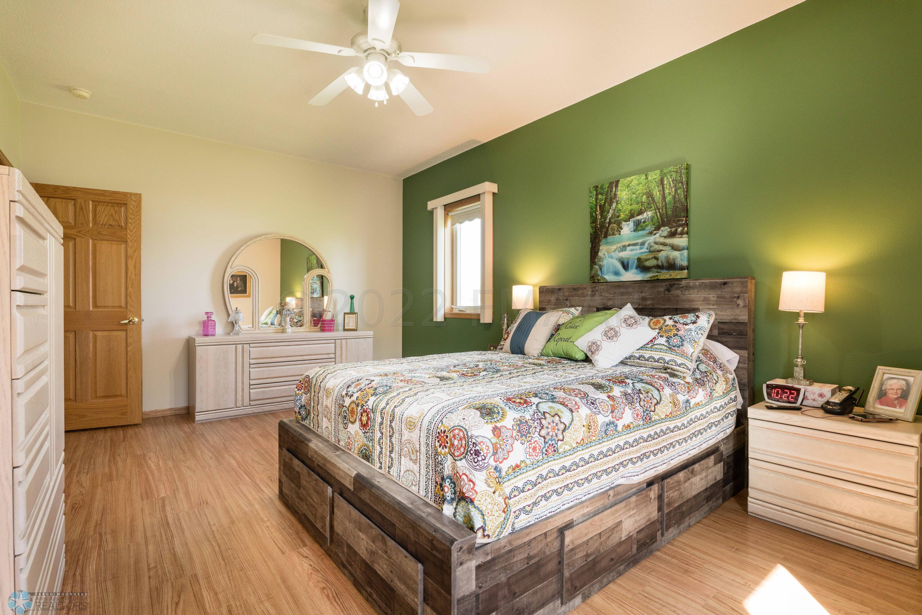 3140 9th Ave S_35.Primary Ensuite