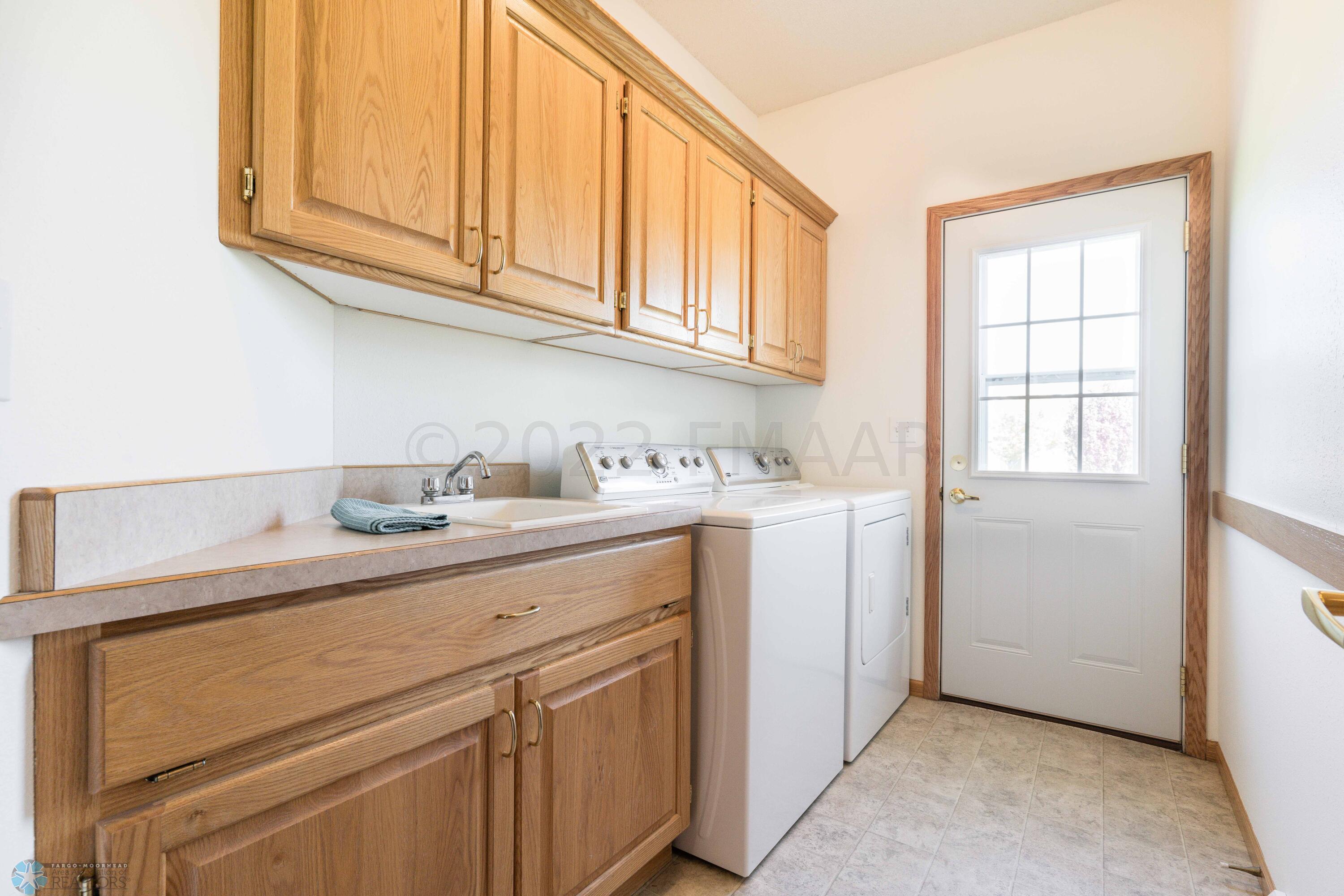 3140 9th Ave S_38.Laundry