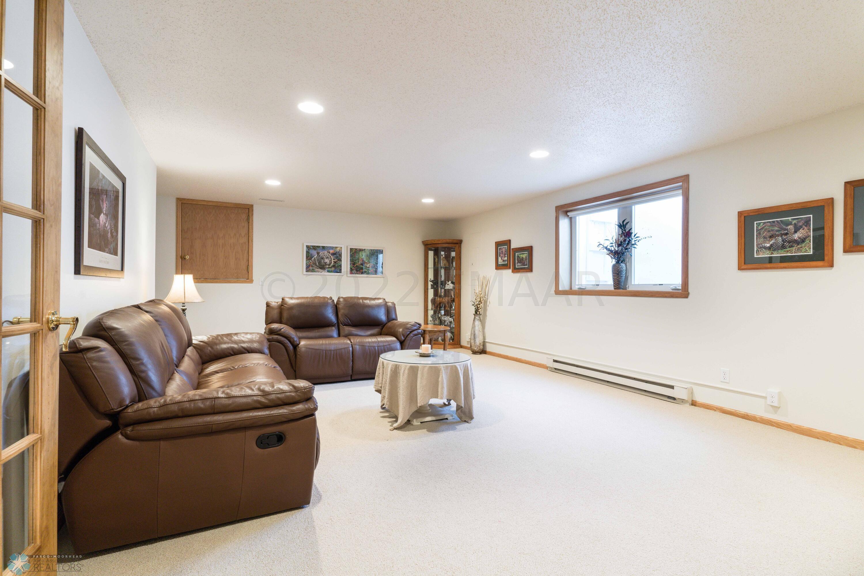 3140 9th Ave S_40.Lower Family Room
