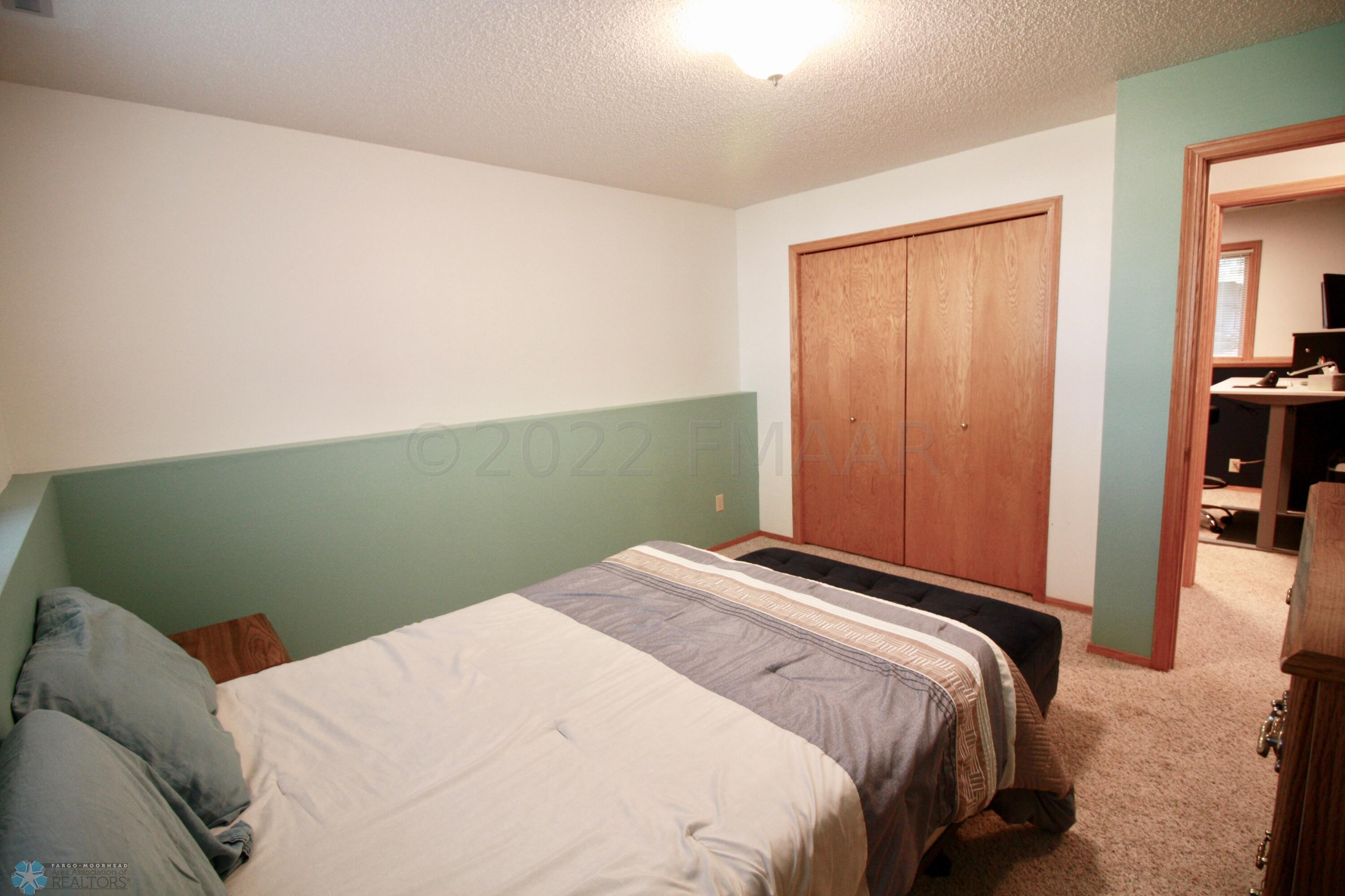 Lower guest bedroom