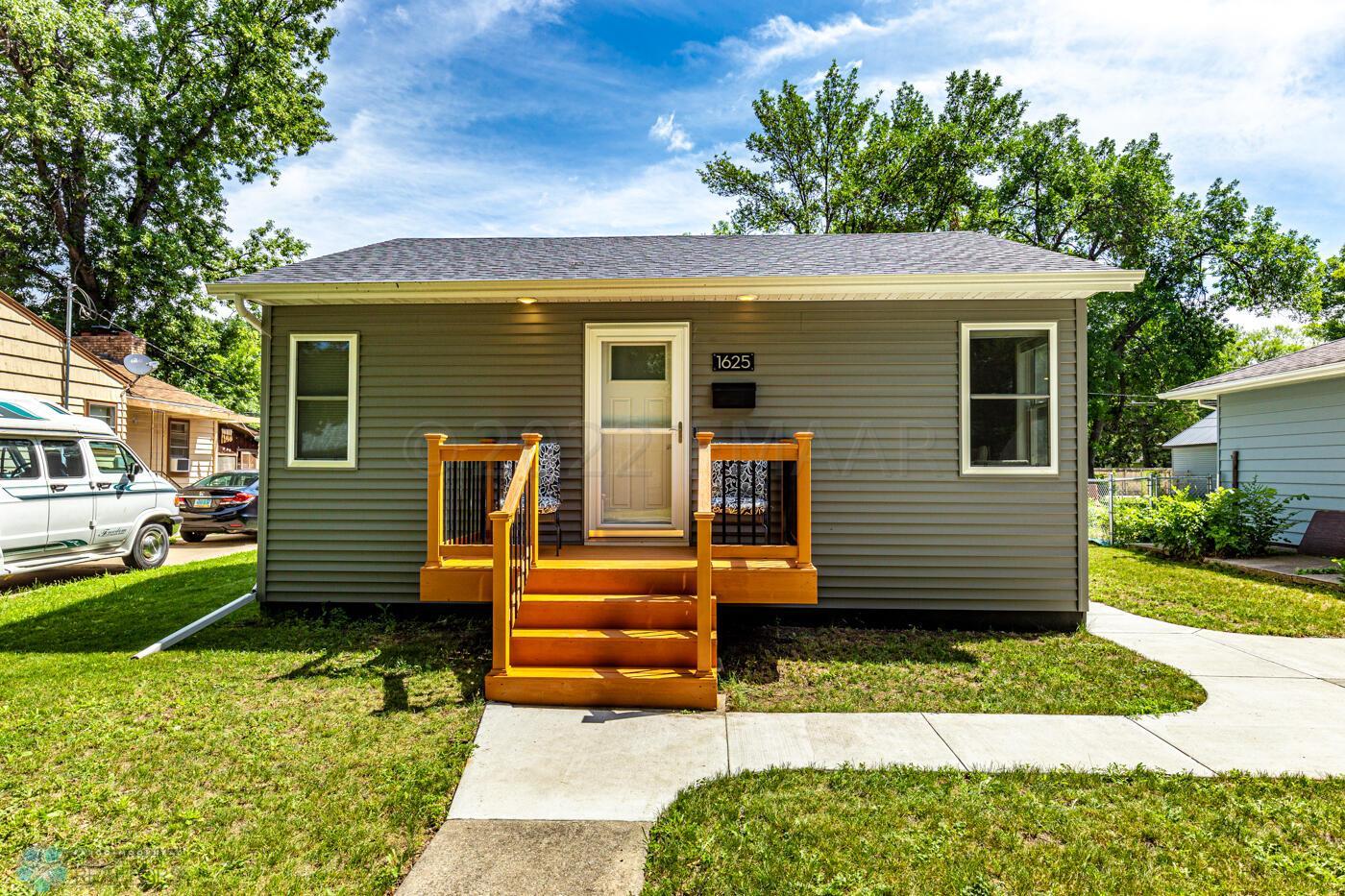 Home-33