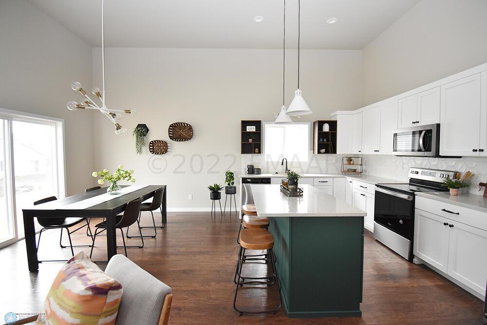 Kitchen/Dining