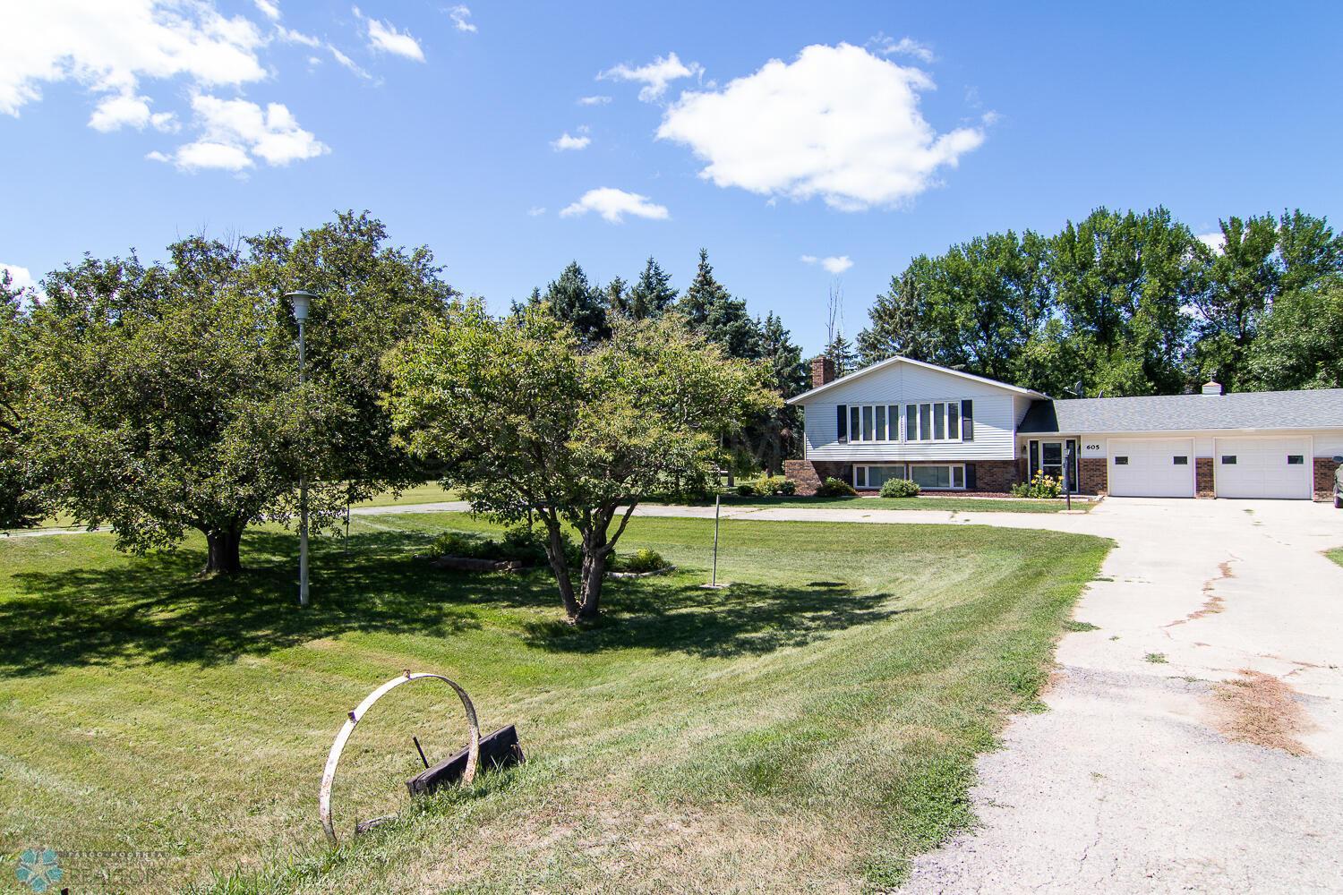 Drive through Driveway