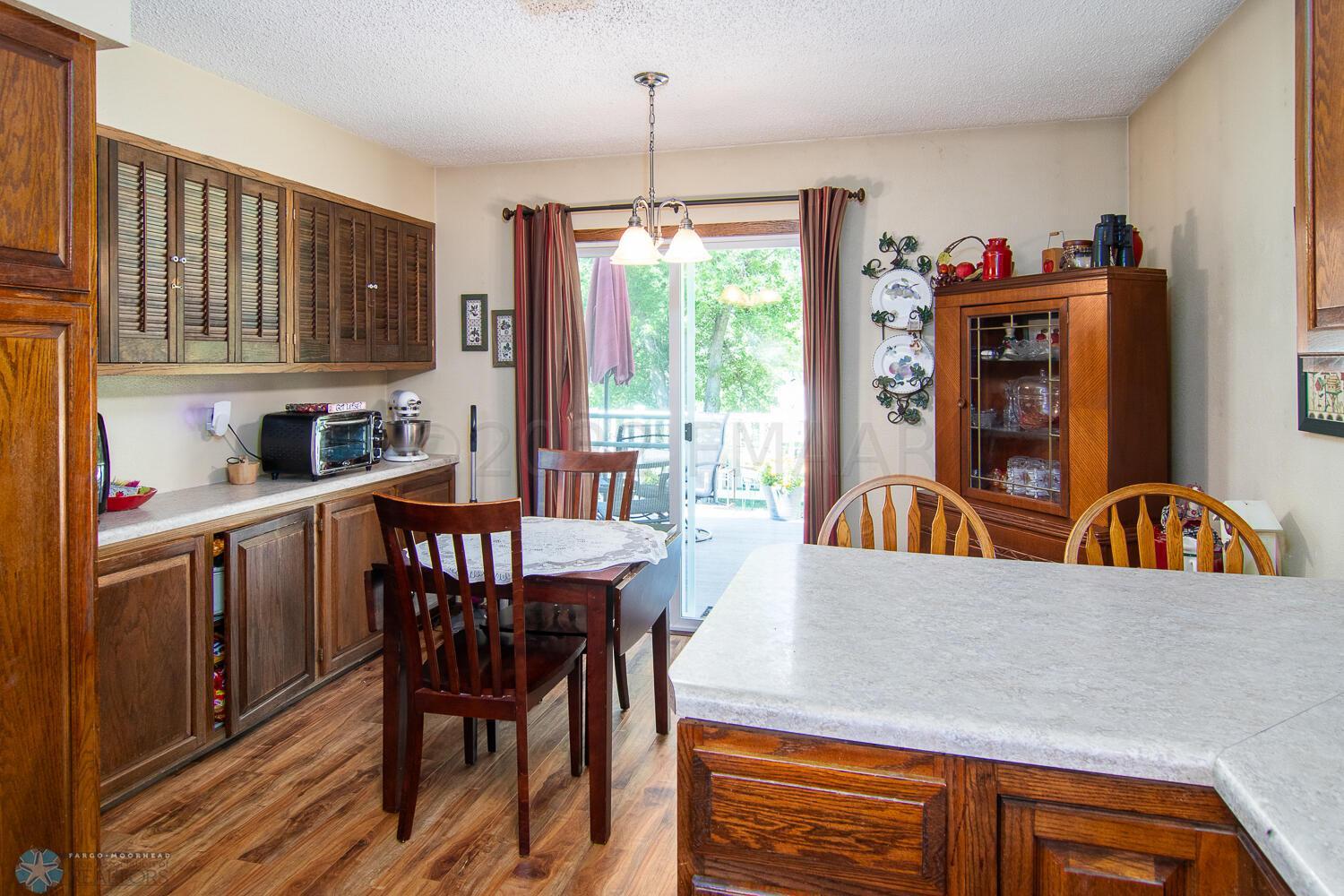 Kitchen/Breakfast nook