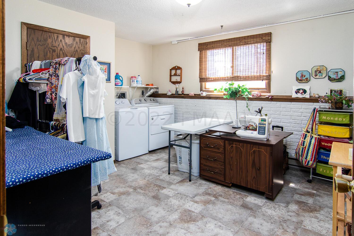 Large Laundry/craft room