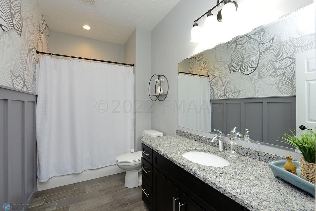 Main Floor Full Bathroom
