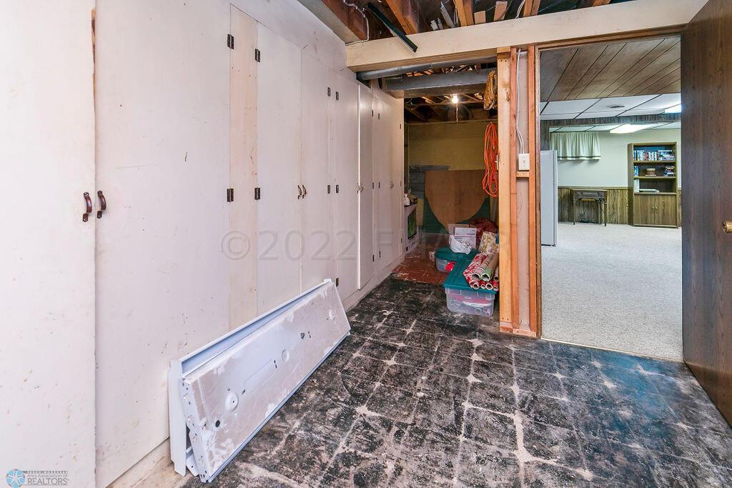 Storage/workshop room