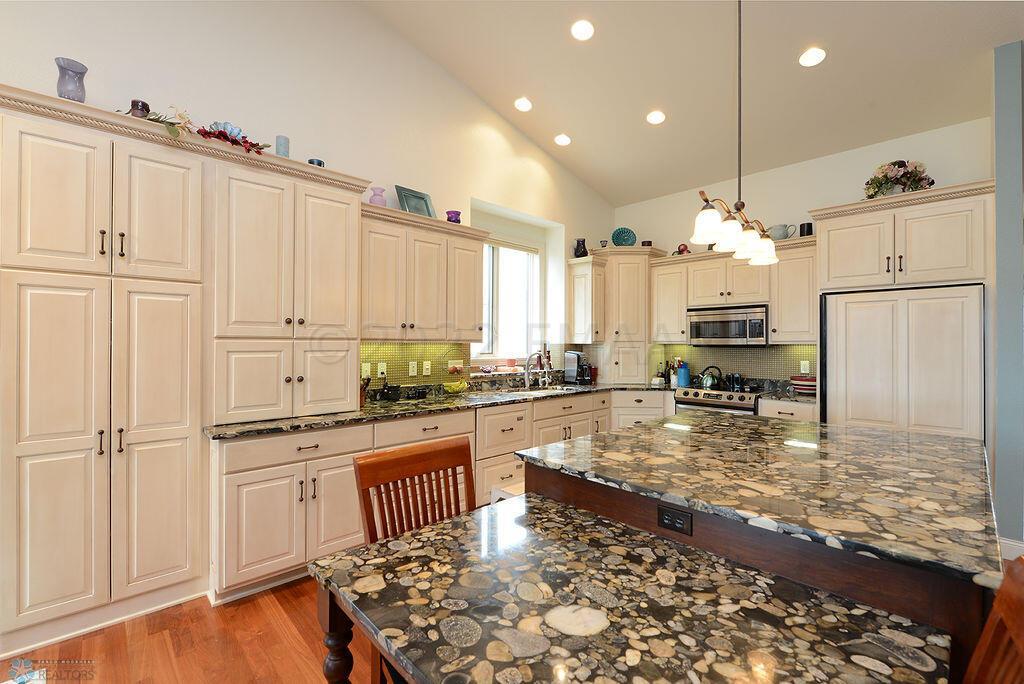 Extreme Updates in this Kitchen