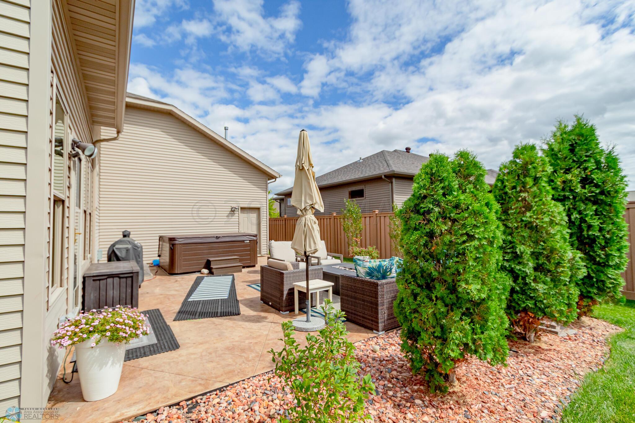 2036 7 St E, West Fargo, ND 58078-57