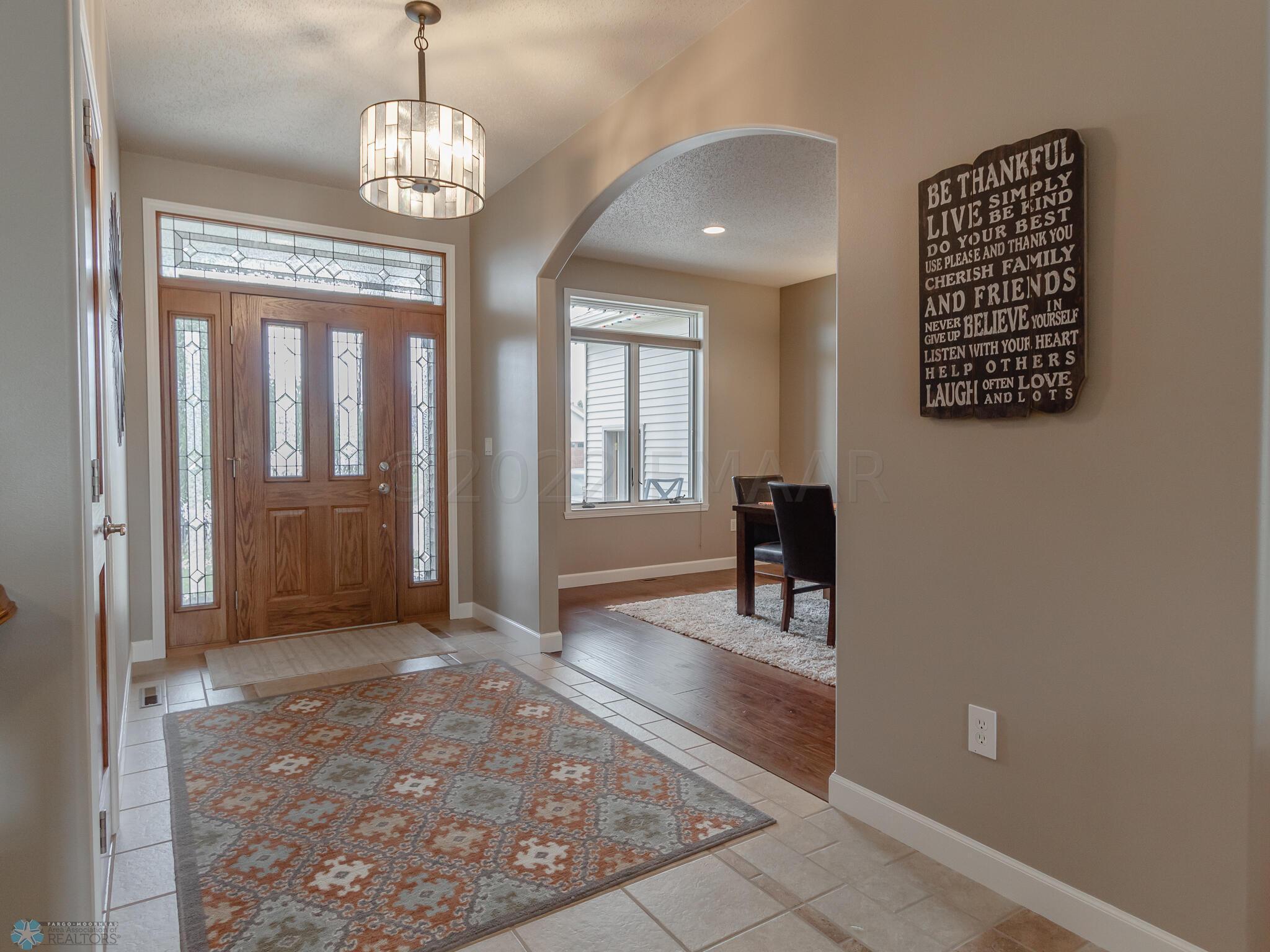 2036 7 St E, West Fargo, ND 58078-28