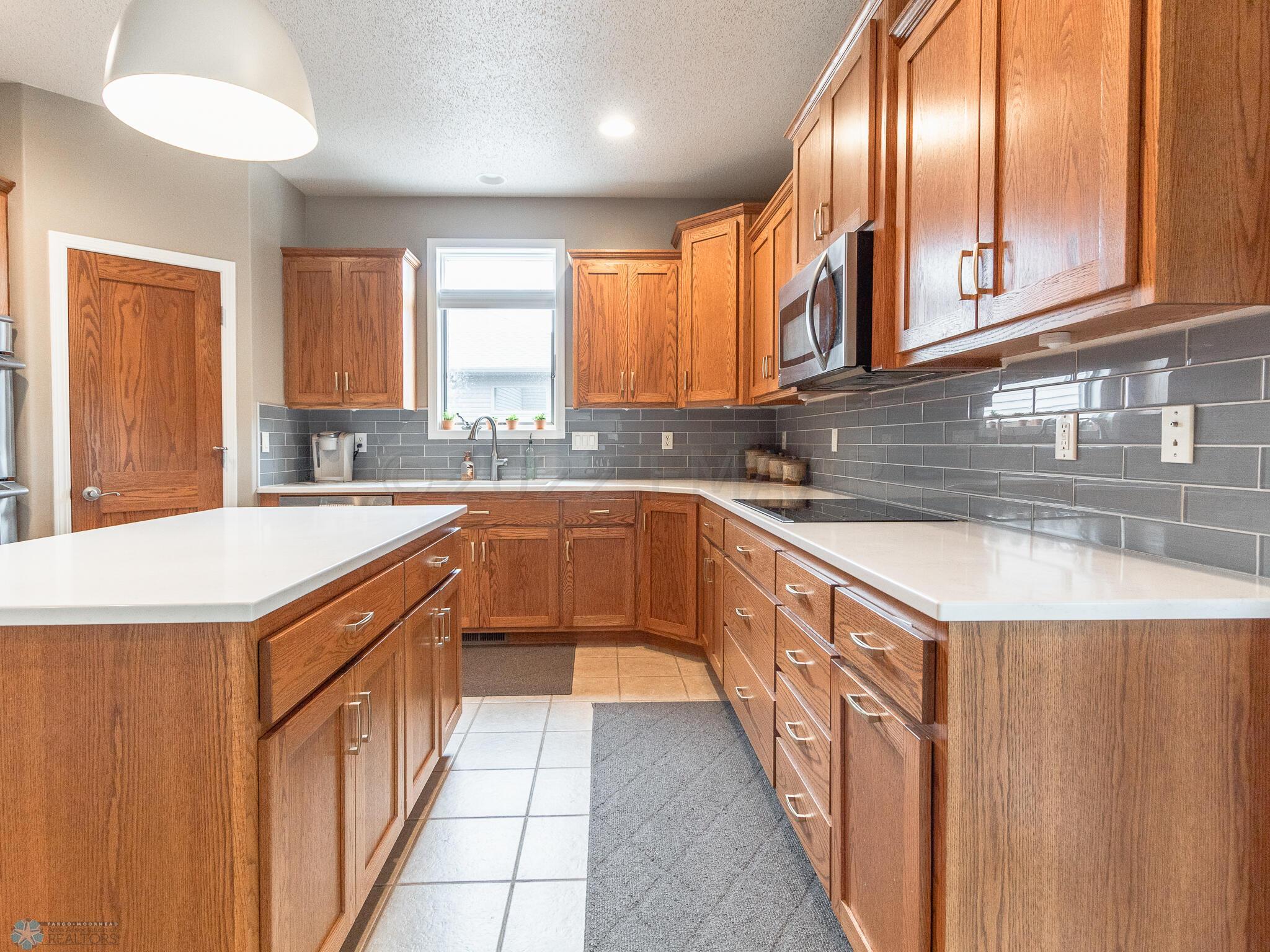 2036 7 St E, West Fargo, ND 58078-04