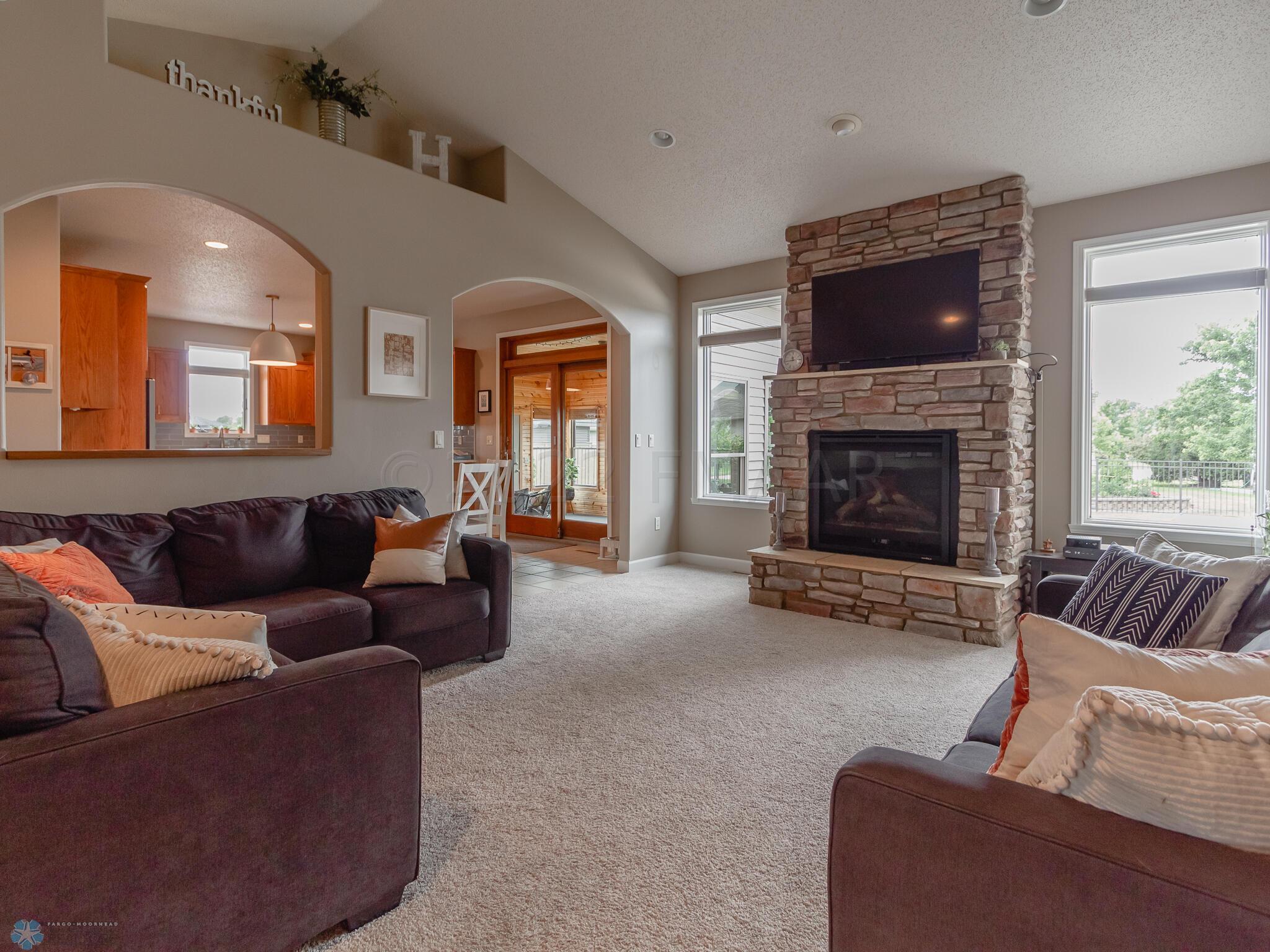 2036 7 St E, West Fargo, ND 58078-24