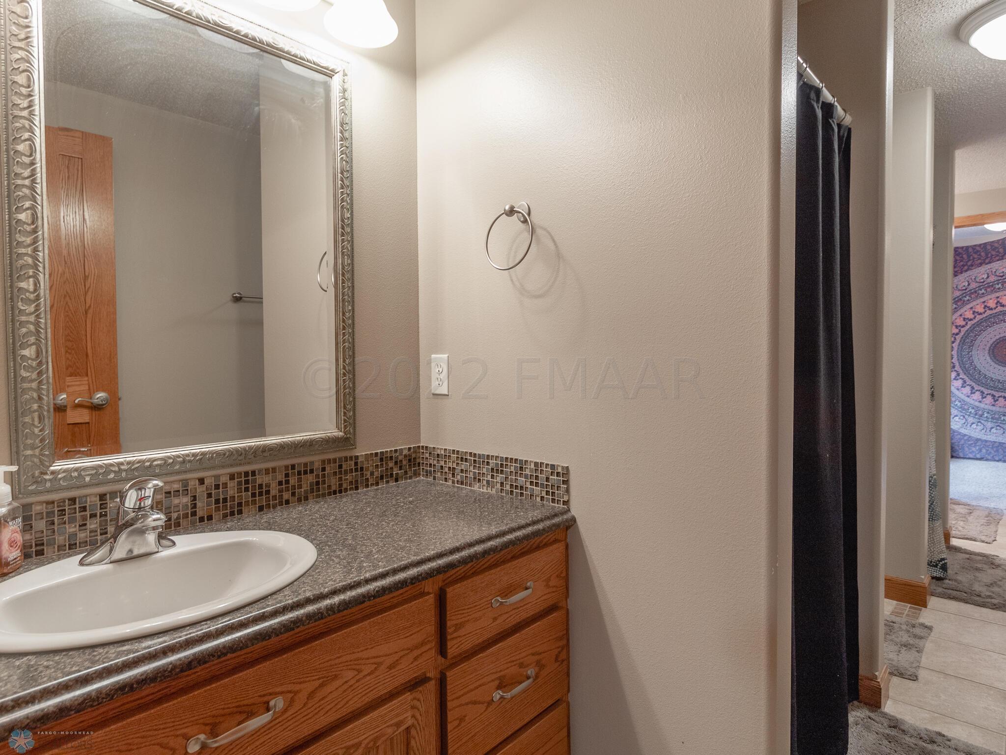 2036 7 St E, West Fargo, ND 58078-36