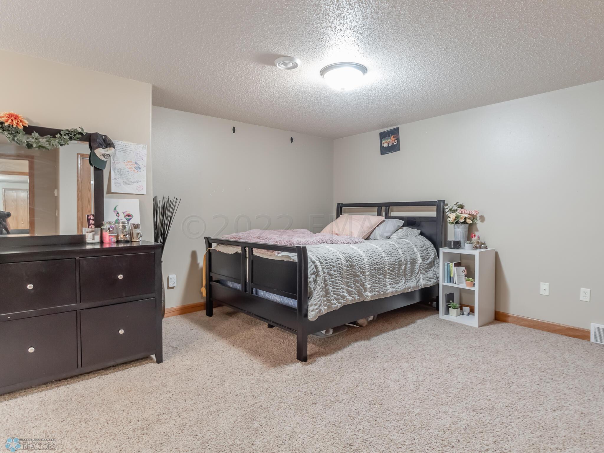 2036 7 St E, West Fargo, ND 58078-40