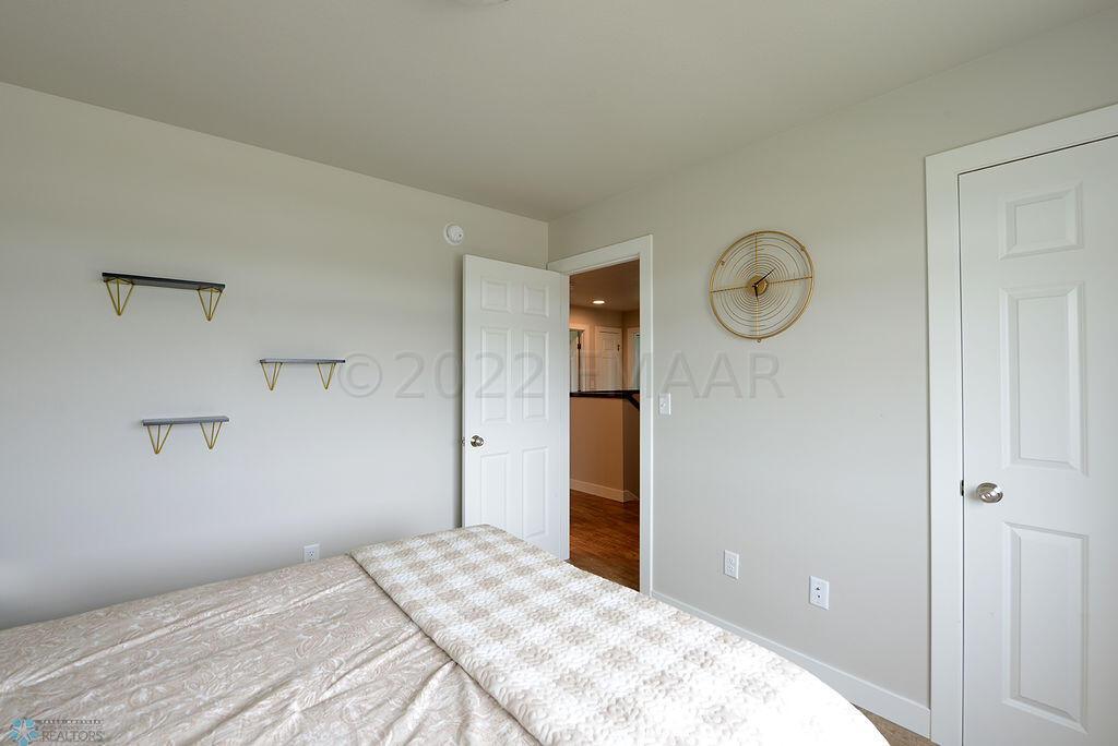 2252 14th St W West Fargo