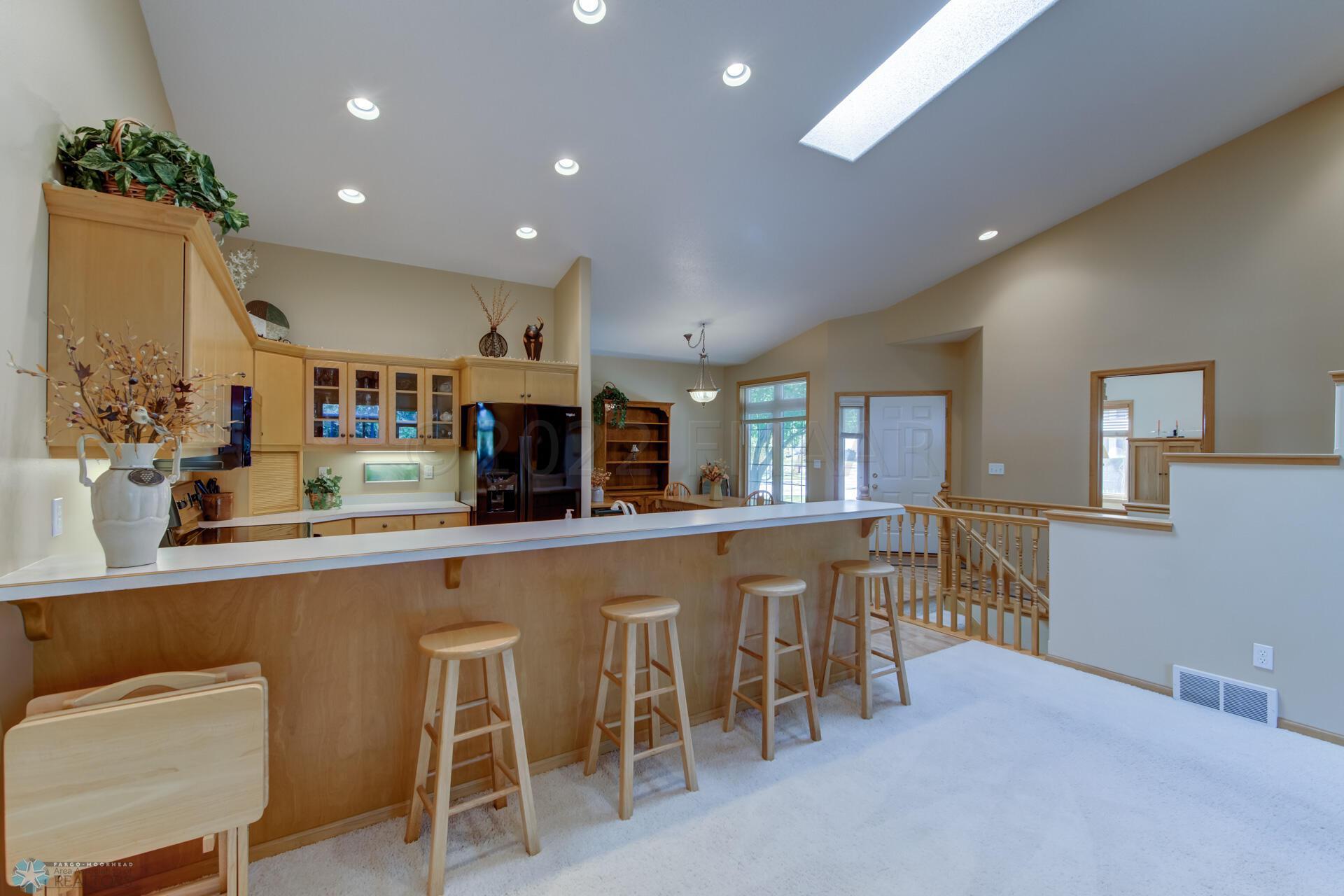 Breakfast bar