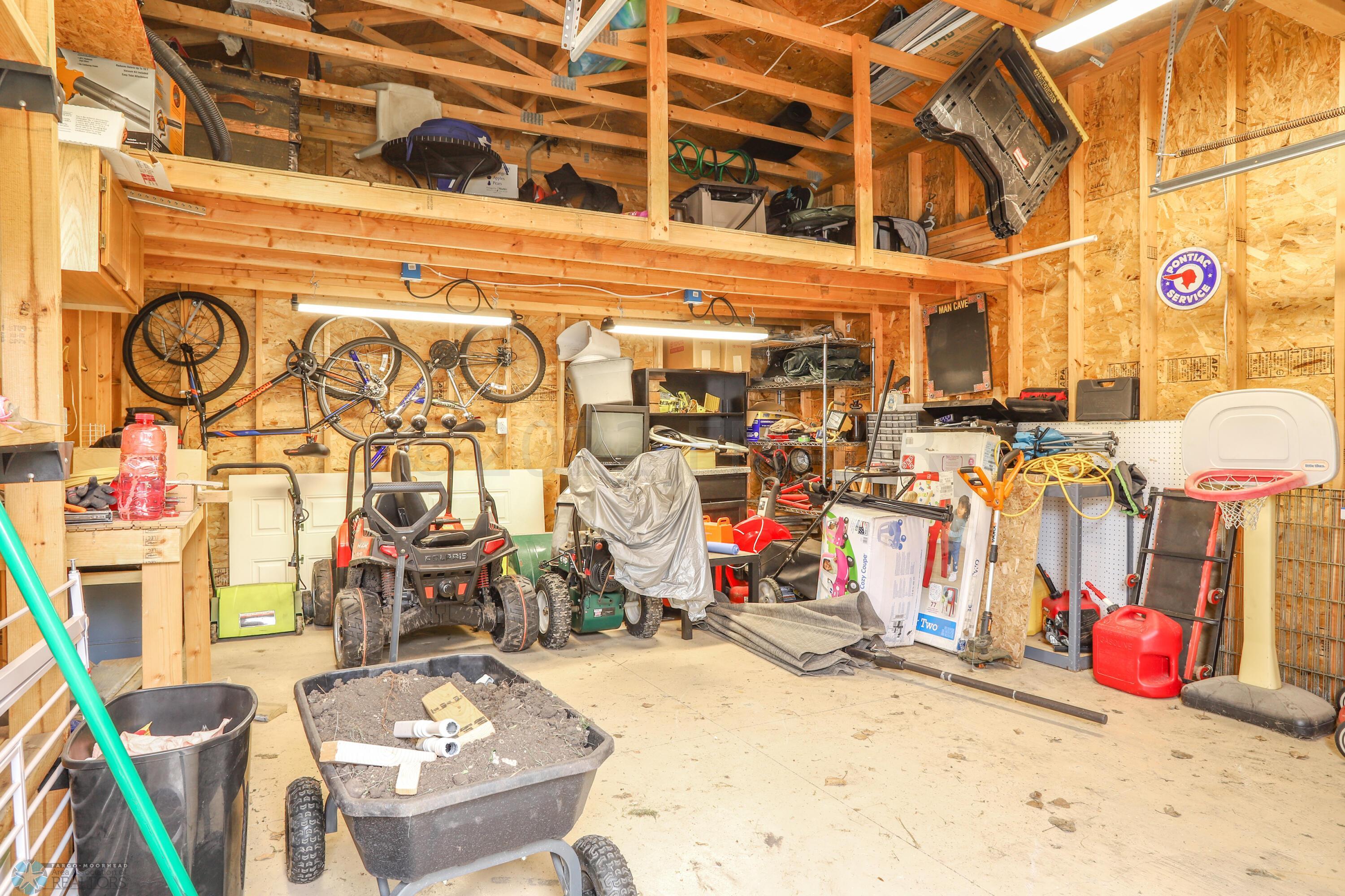 1+ stall shed with power.