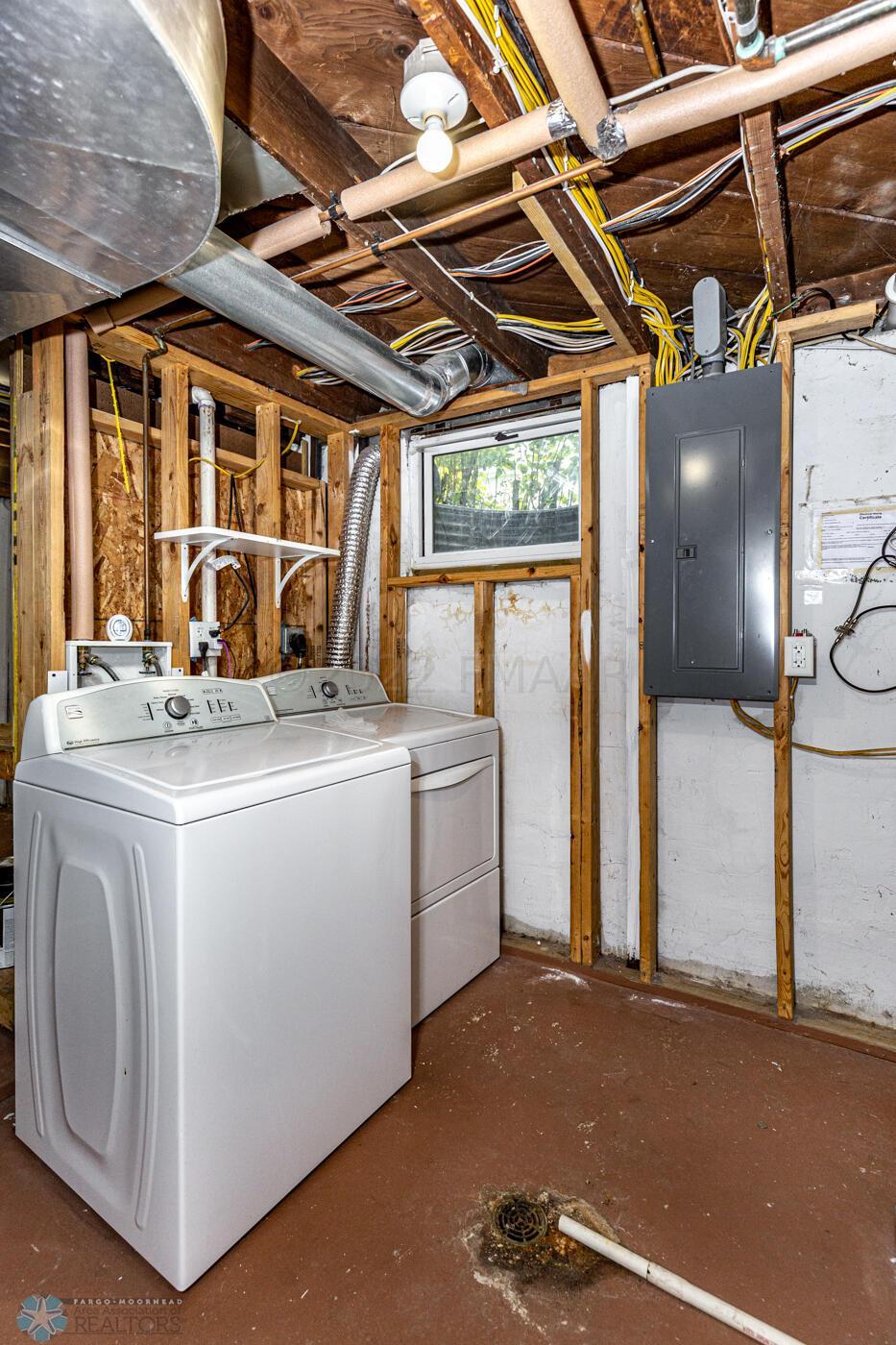 Washer & Dryer Included