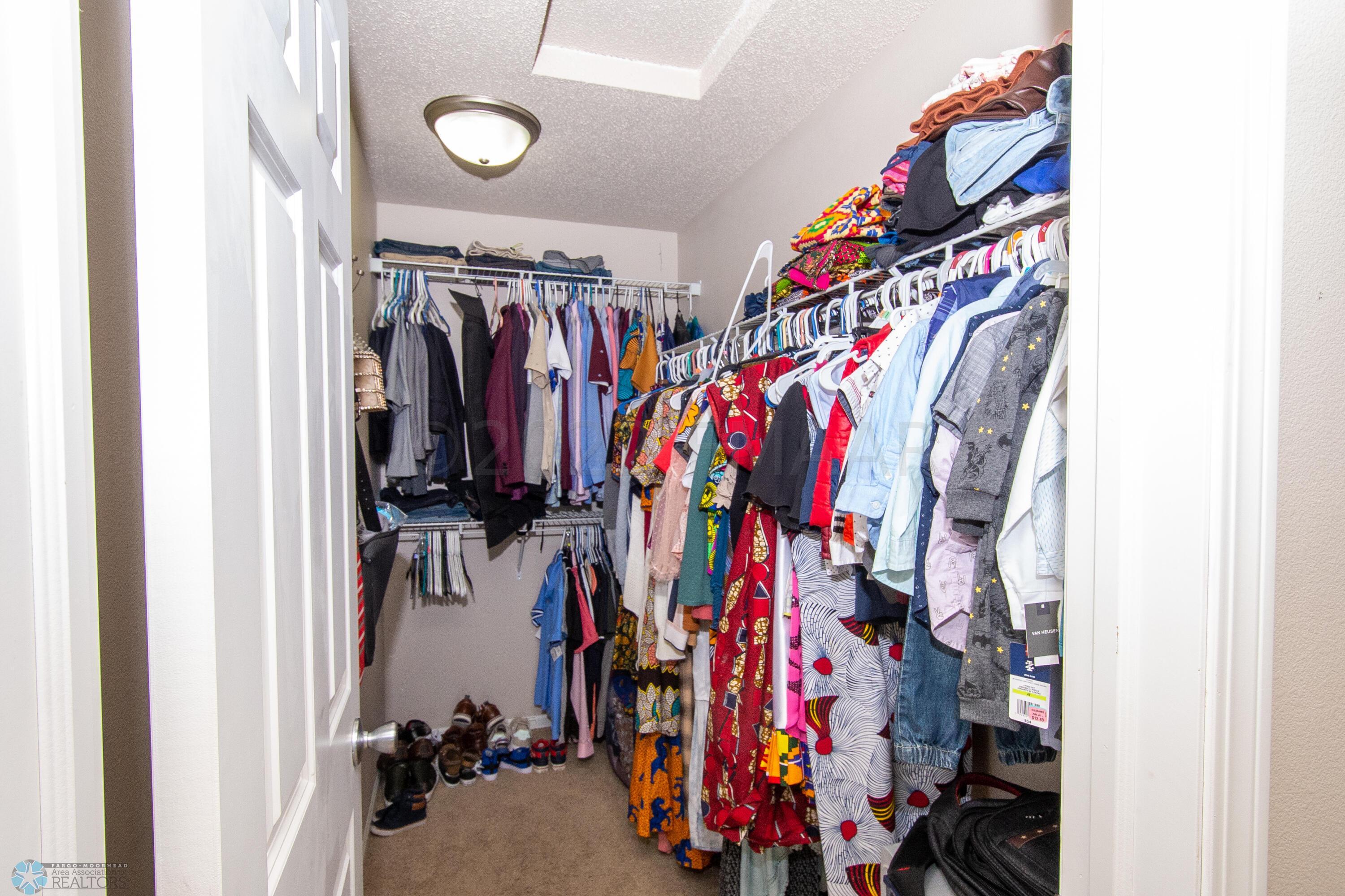 Walk-in Closet