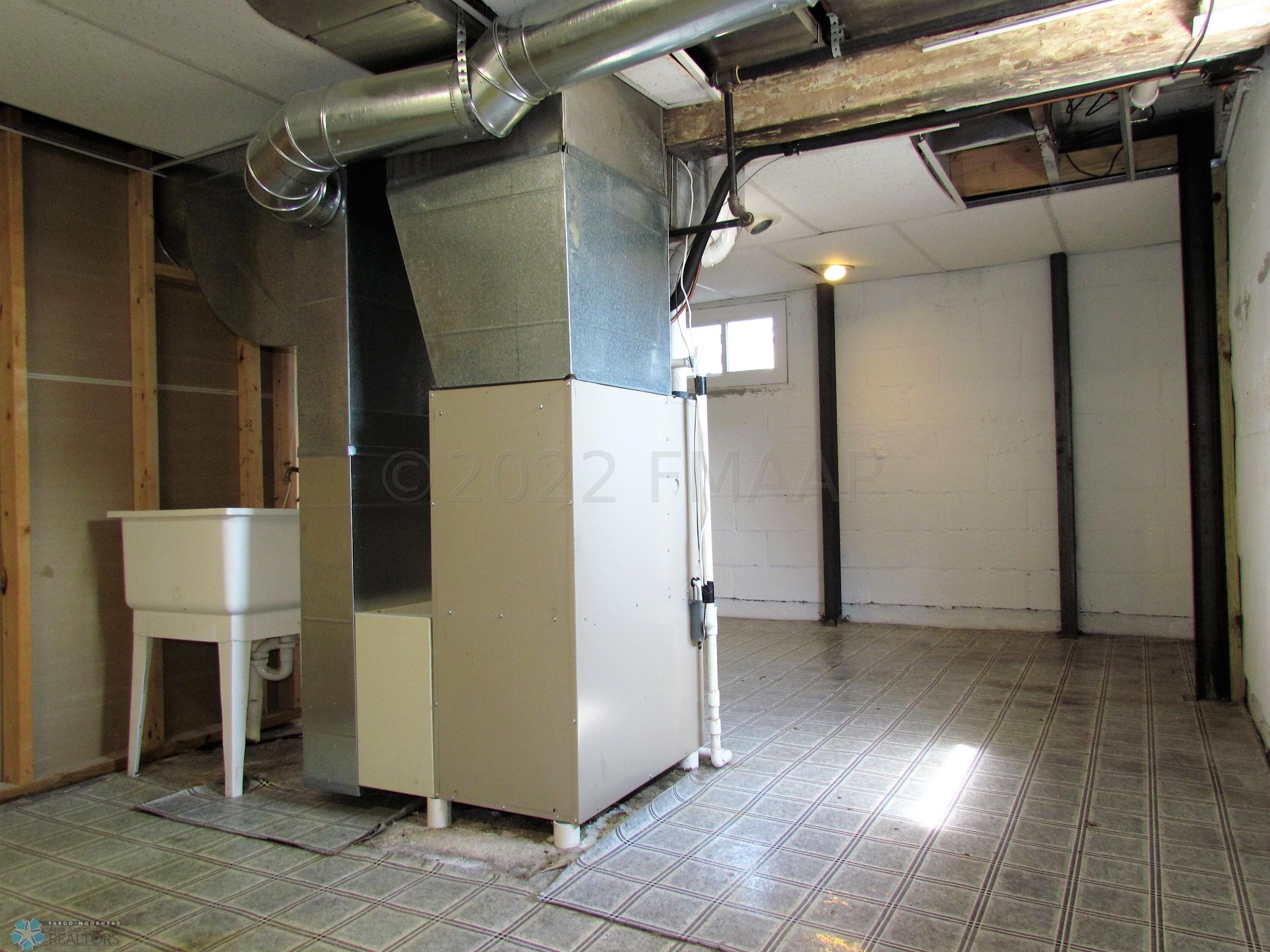 Gas Furnace - New 2004