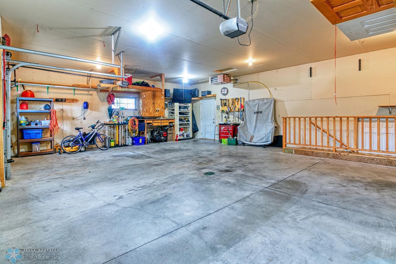 garage 2