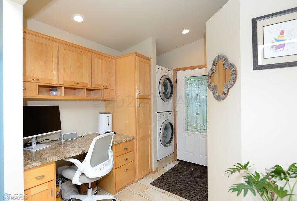 Built in Deck and Washer/Dryer