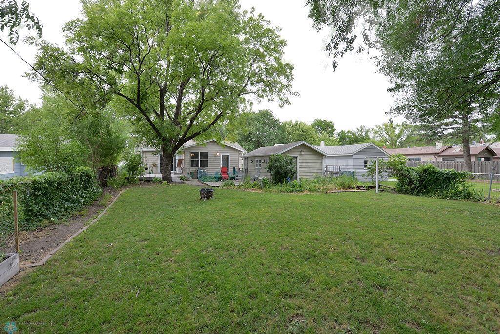 Huge Fenced Backyard