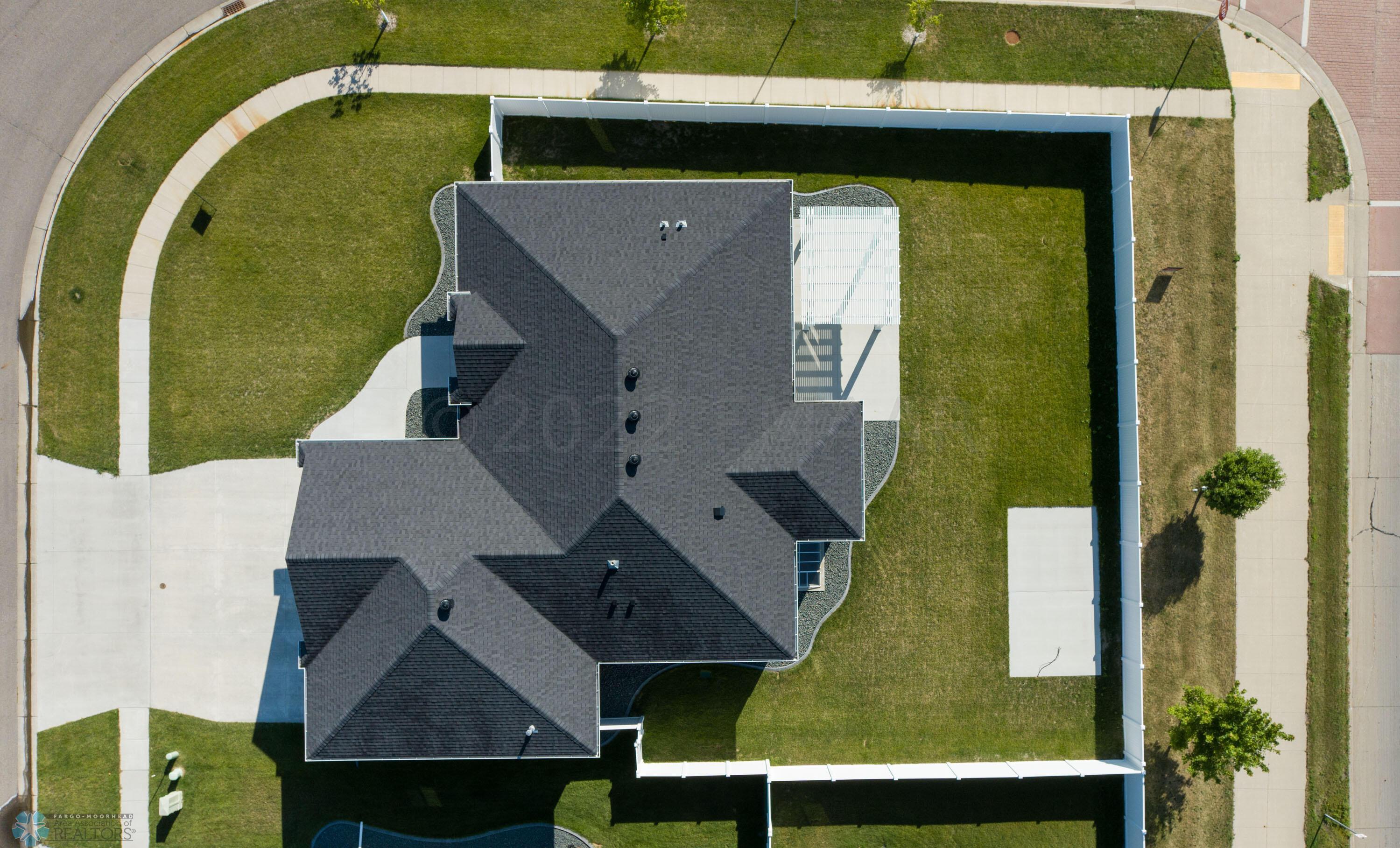 2540 N Pond Dr E WFgo (5)