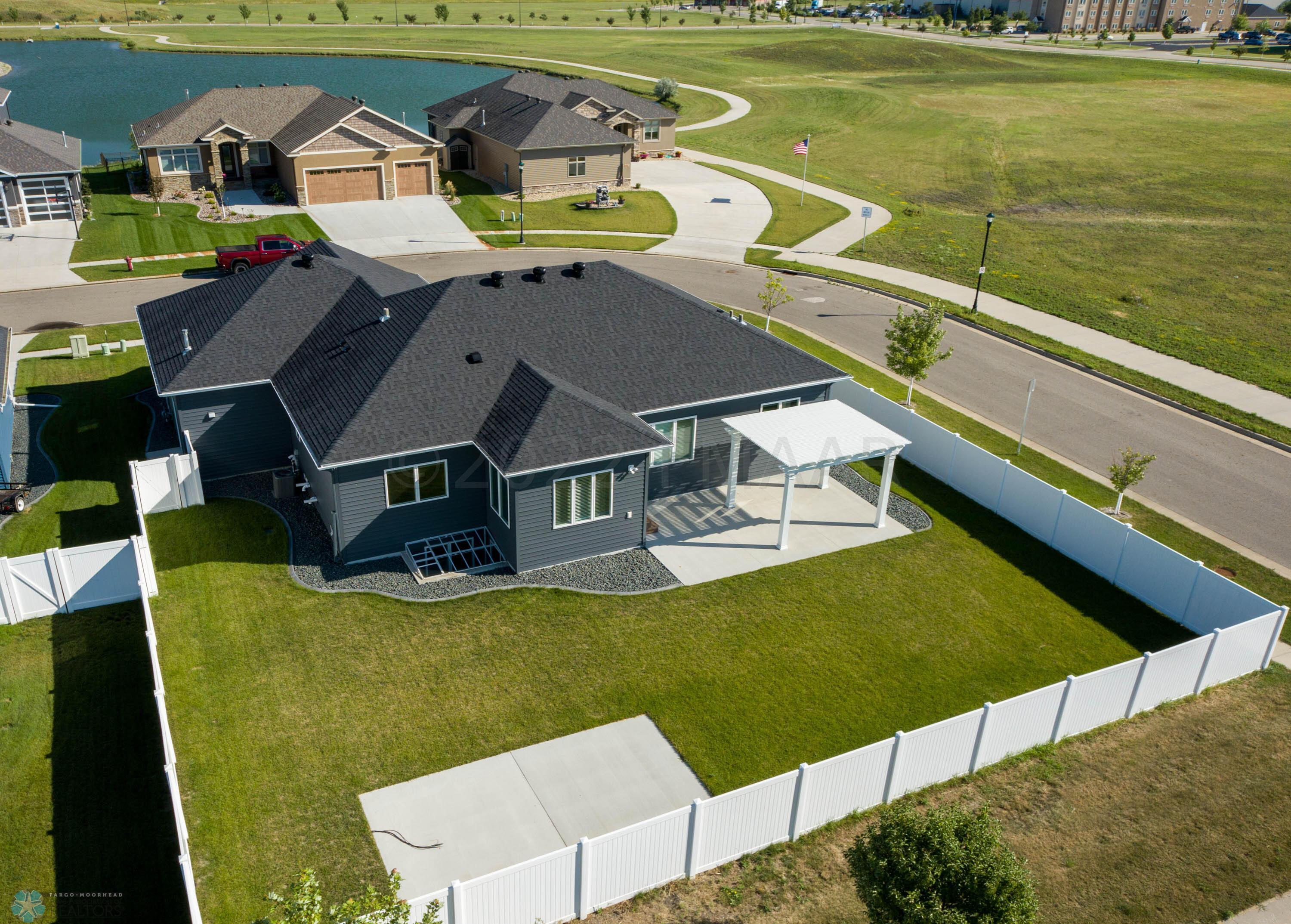 2540 N Pond Dr E WFgo (8)