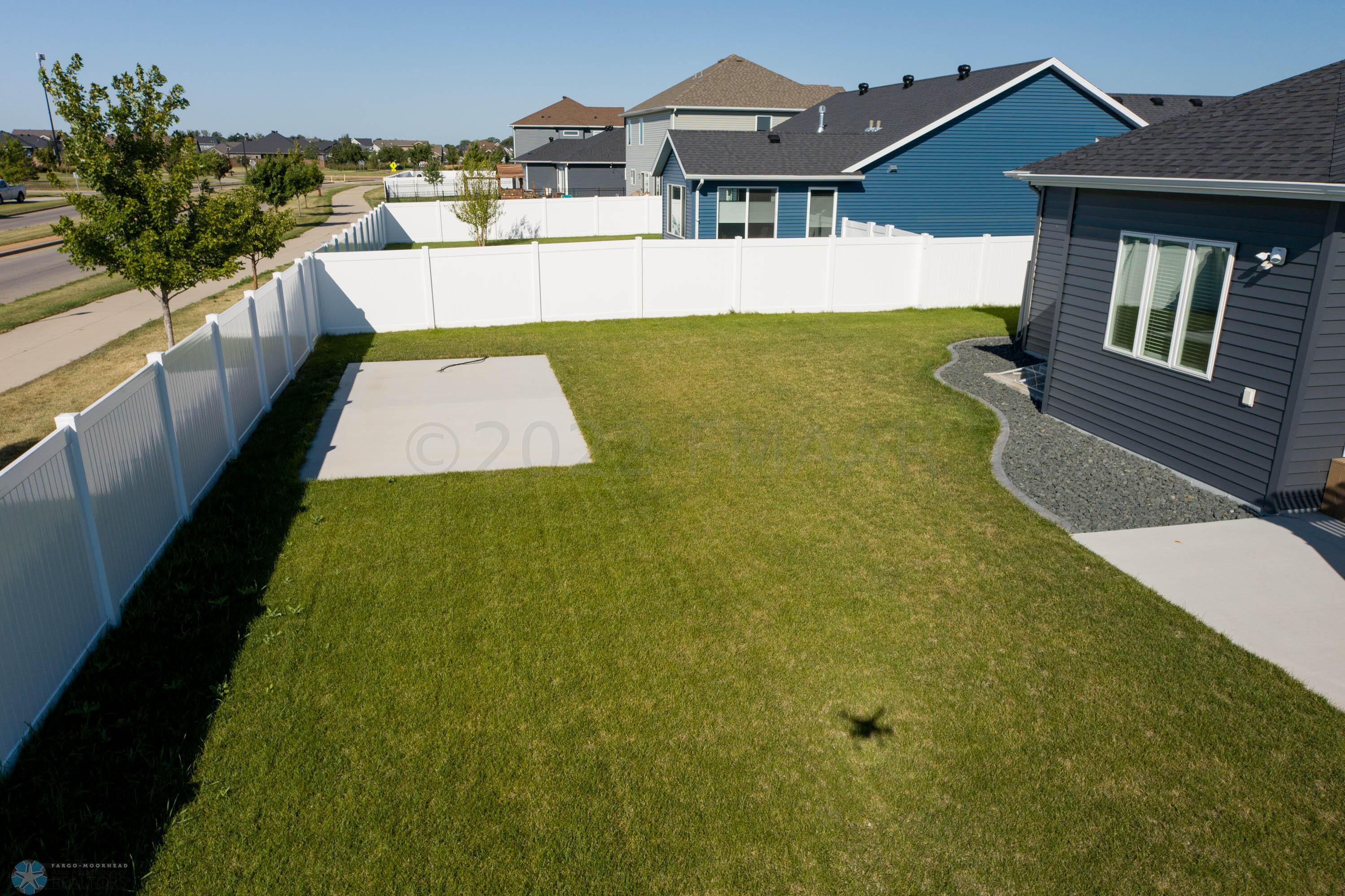 2540 N Pond Dr E WFgo (12)