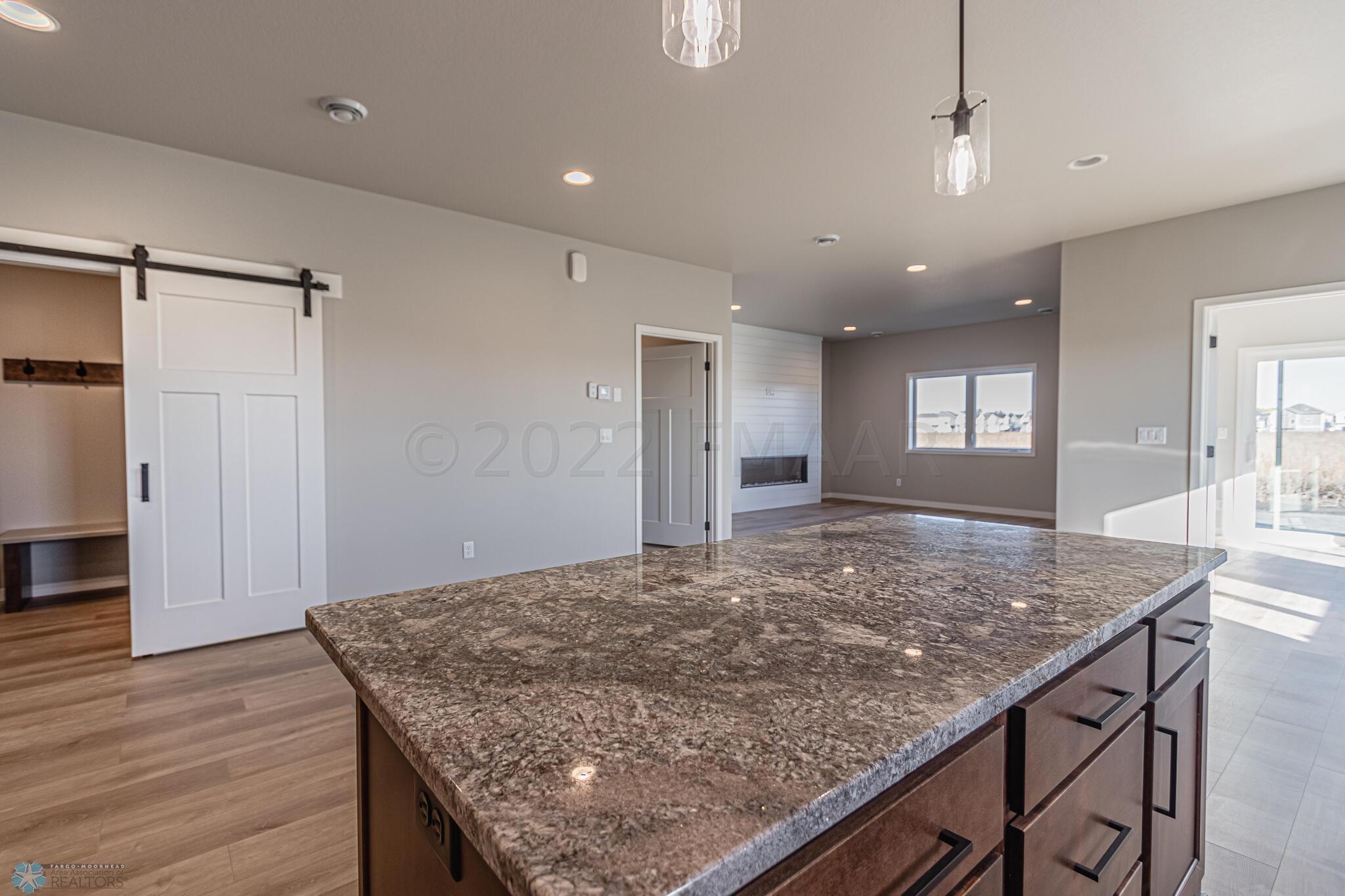 2561 69th Ave S, Fargo, ND 58104-30