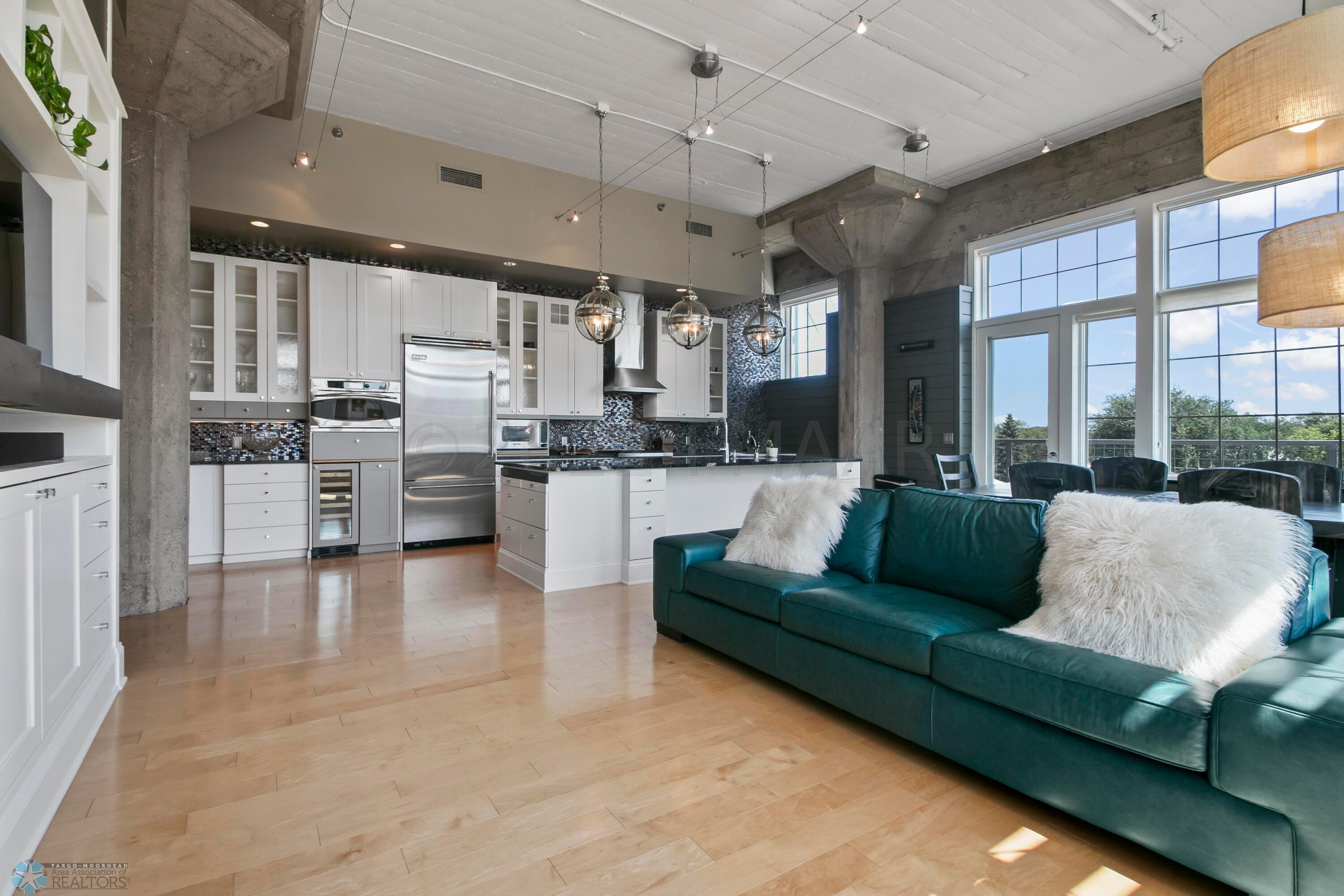 Living/ Kitchen