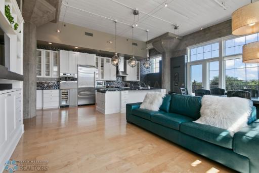 505 BROADWAY Drive N, UNIT 3, Fargo, ND 58102