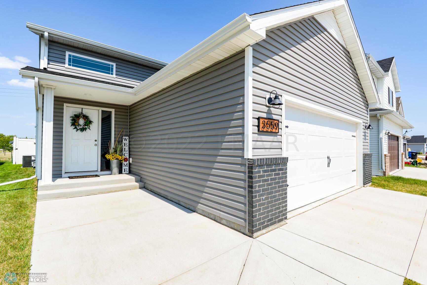 Front Door/Garage
