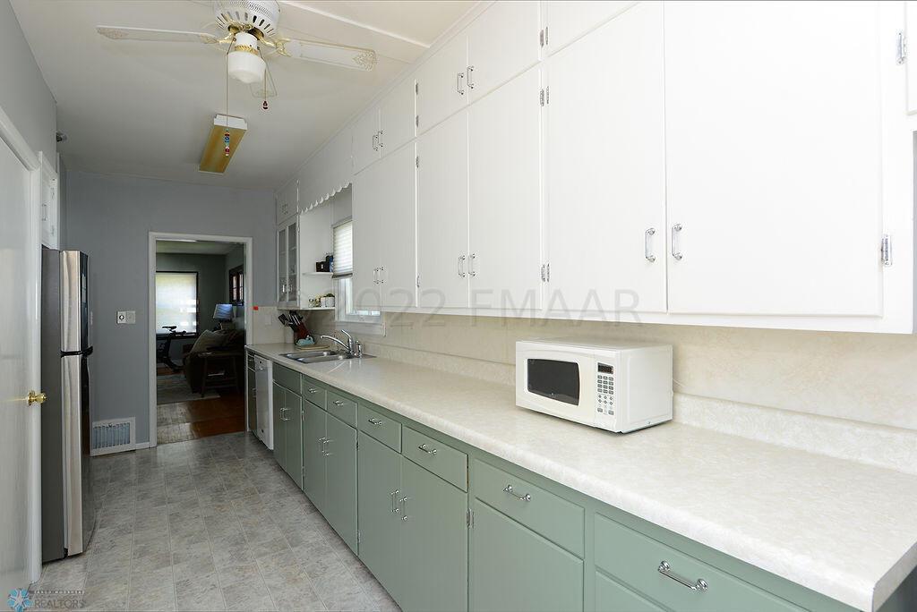Lots of Counter Space