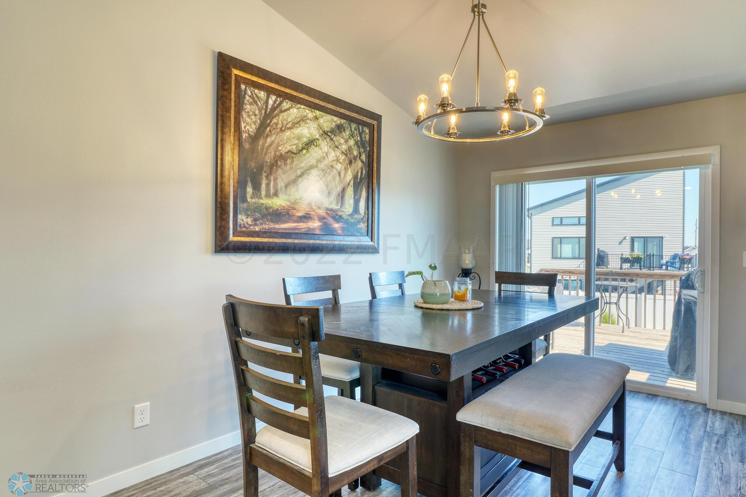 Dining Area1_1