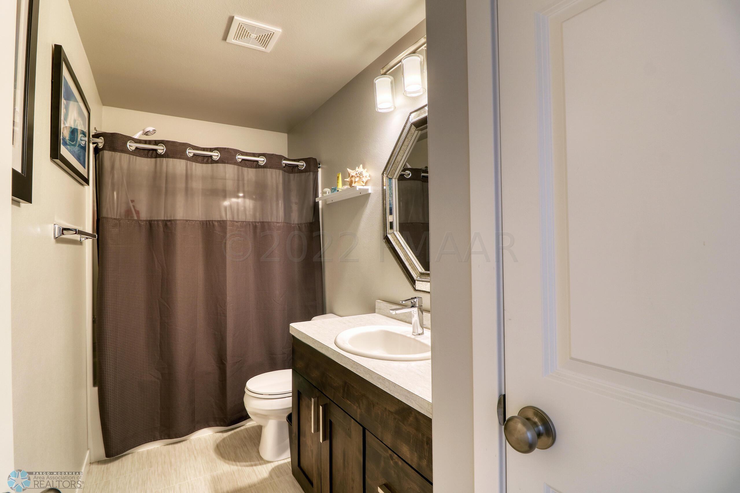 Basement Bathroom1_1